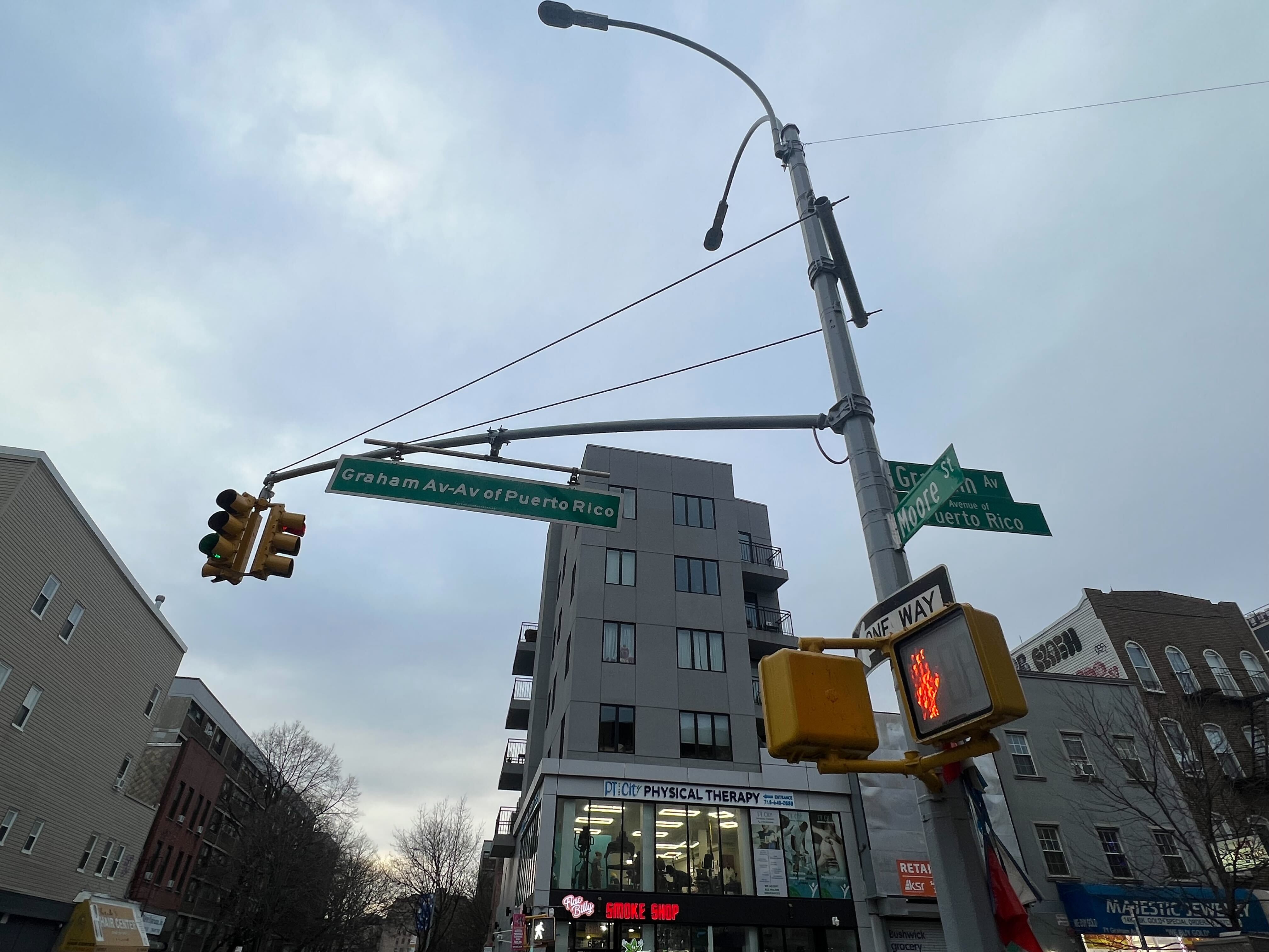 Williamsburg street sign blunder fuels old rumors, gentrification fears