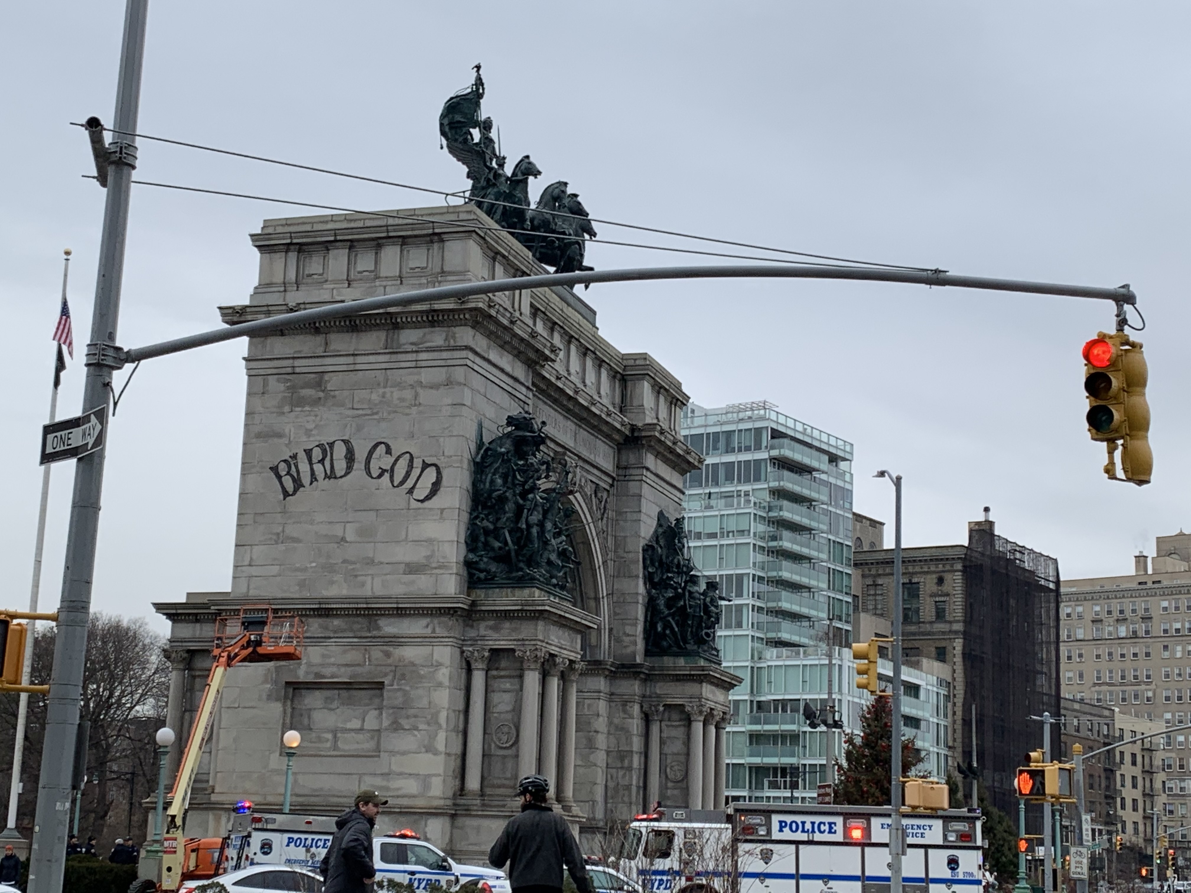 YEEZY GOD on X: SECURITY GUARDS AT BROOKLYN MUSEUM WEARING OFF