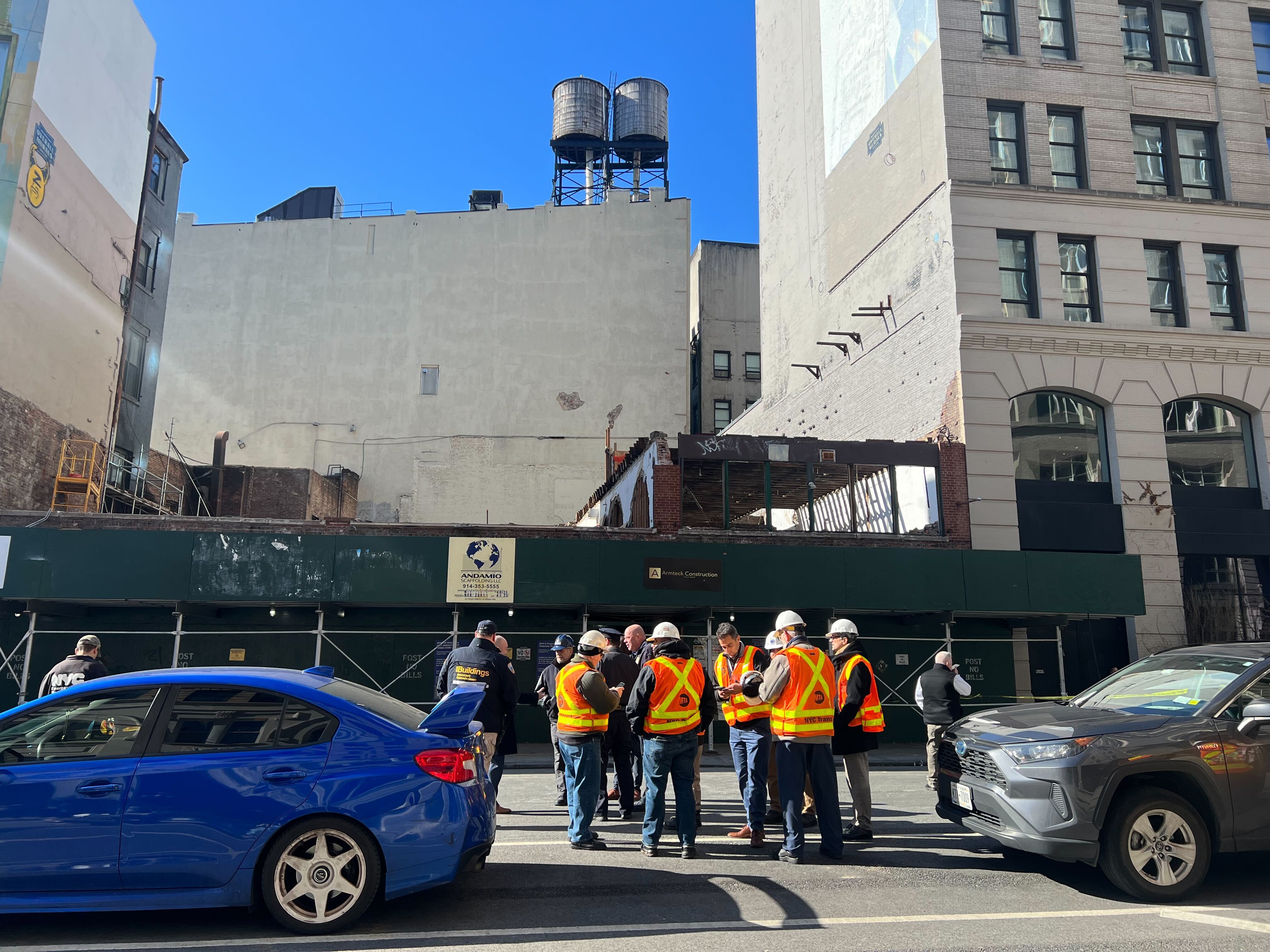 1 dead after wall collapses onto construction workers in SoHo 1 dead after wall collapses onto construction workers in SoHo