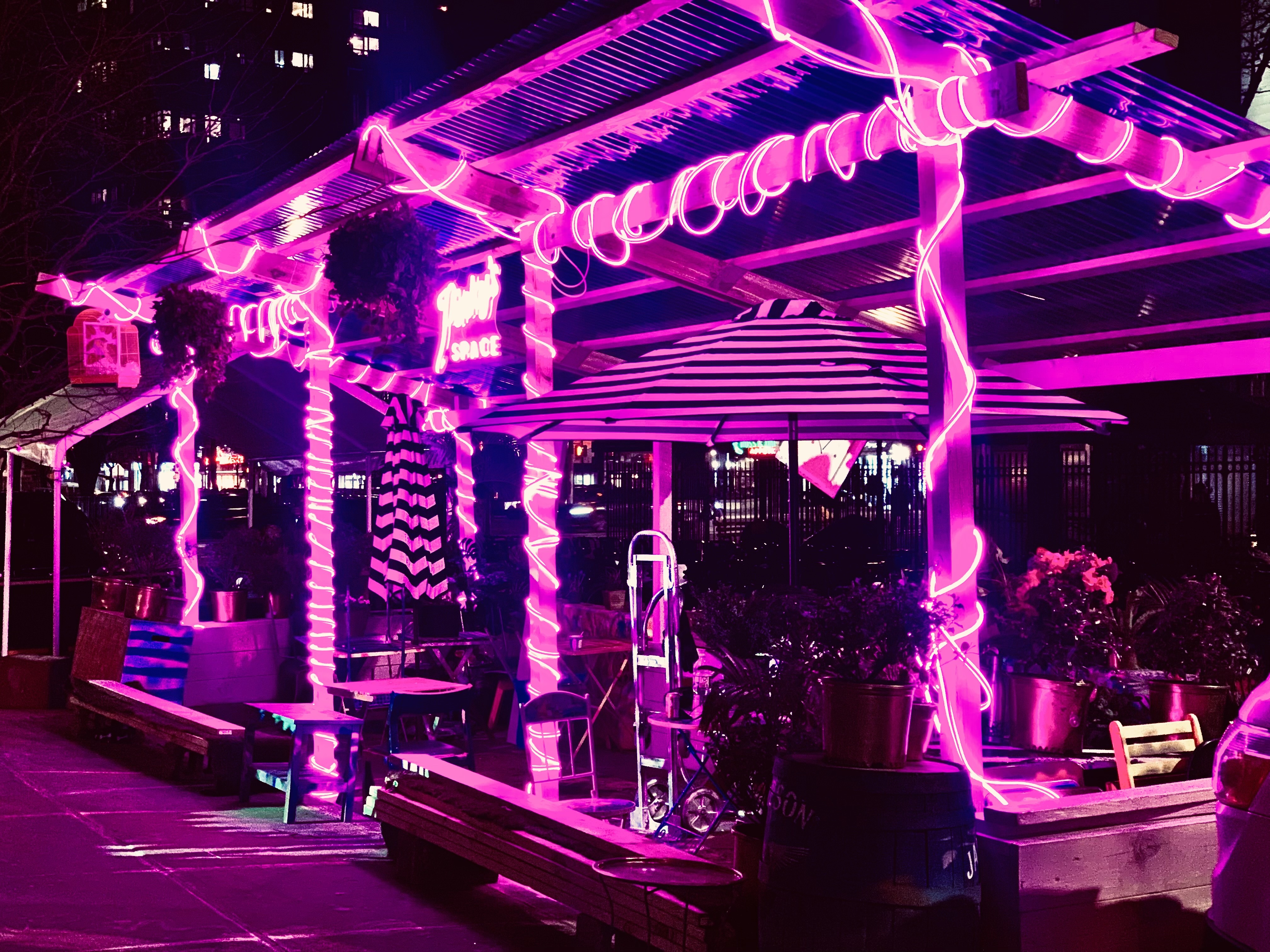 East Village restaurant sues city for $615K after losing outdoor dining structure