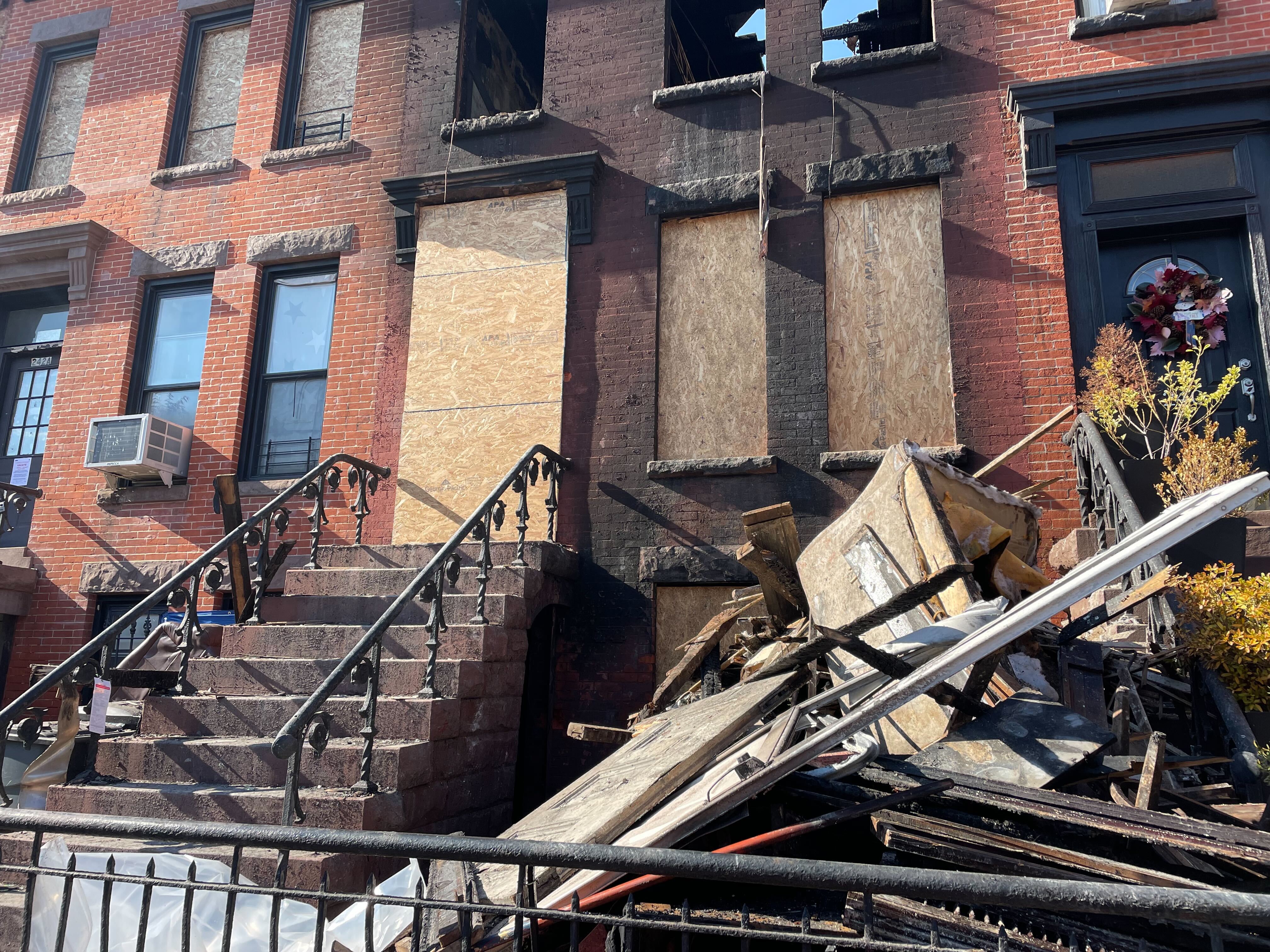 Crown Heights community mourns mother, son and grandson killed by house fire