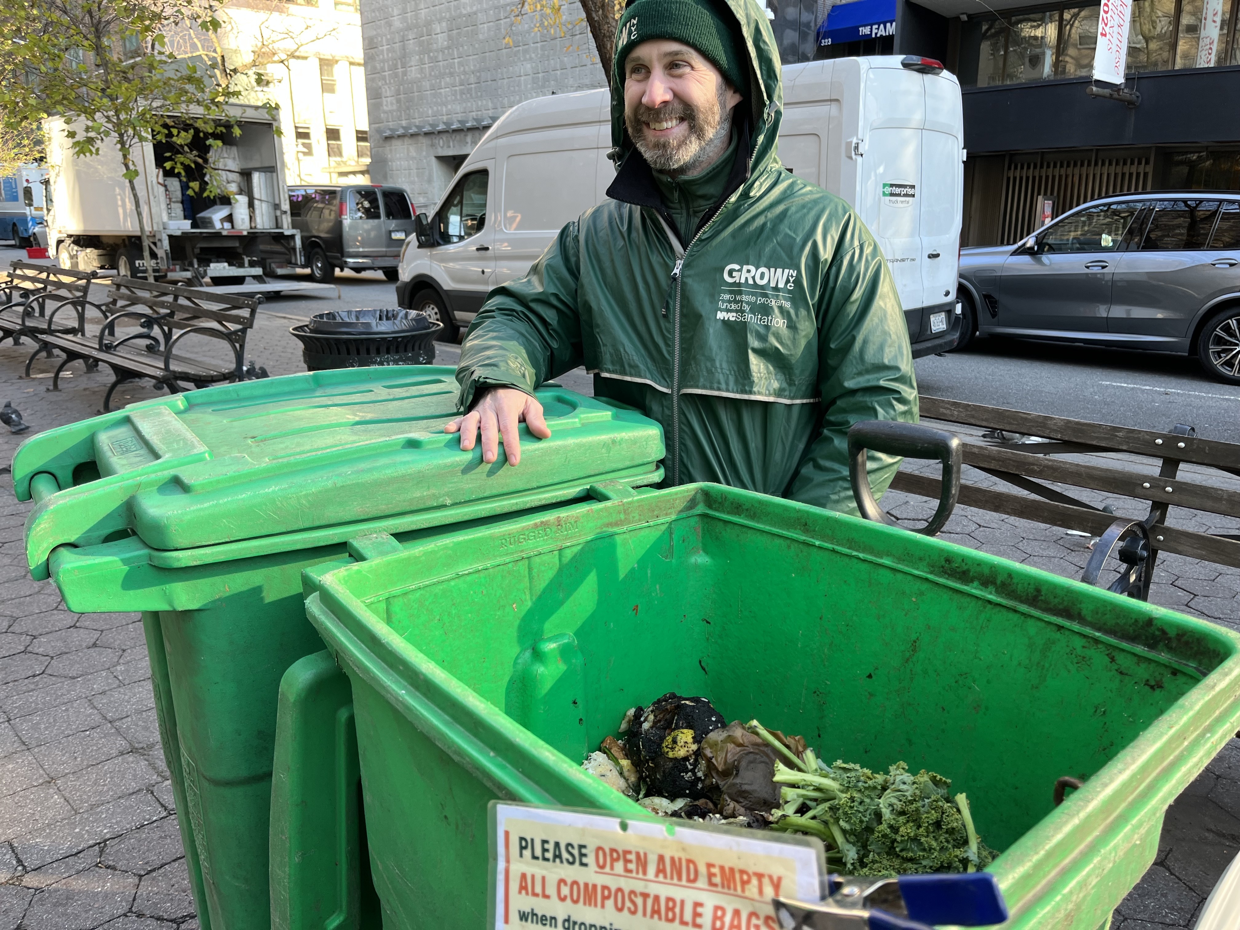 Jeri's Organizing & Decluttering News: Kitchen Organizing Goes Green: Compost  Bins