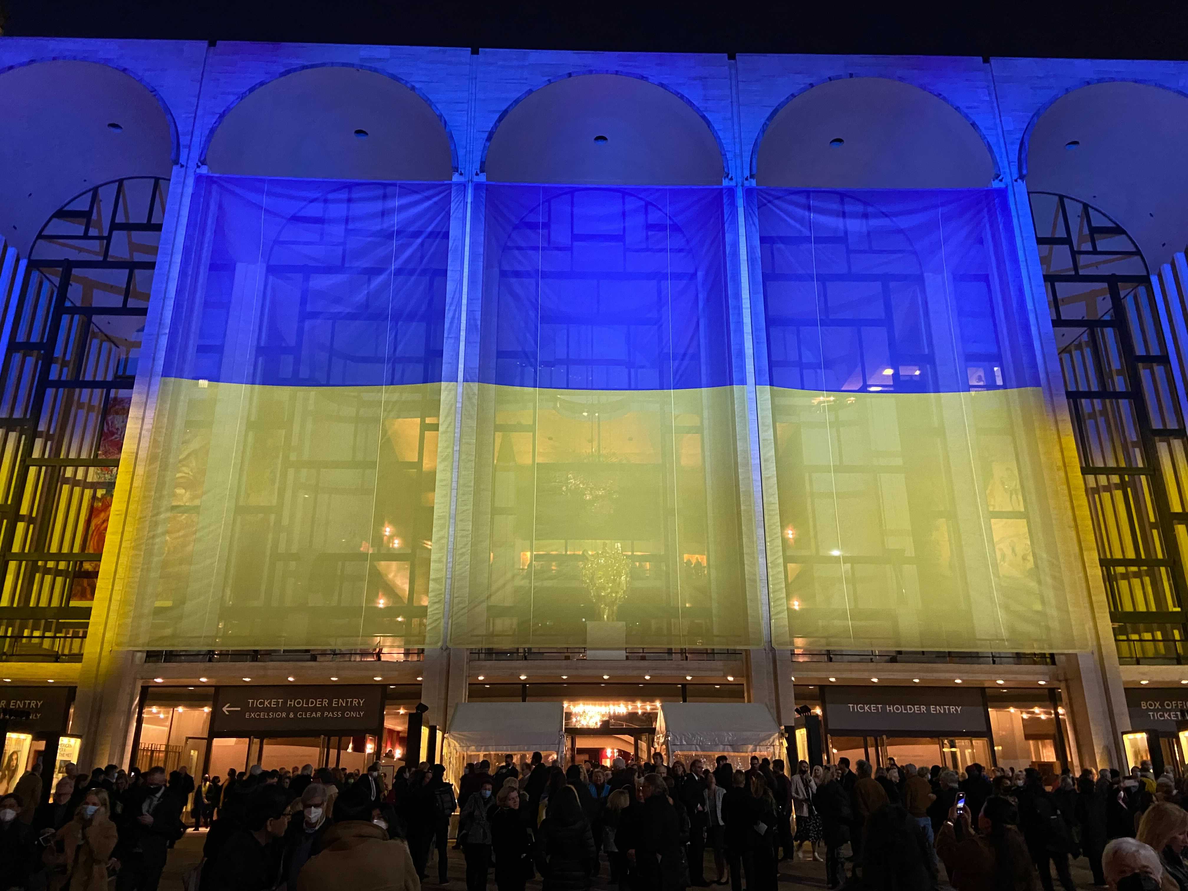 Ukrainians find comfort, connections in Met benefit concert