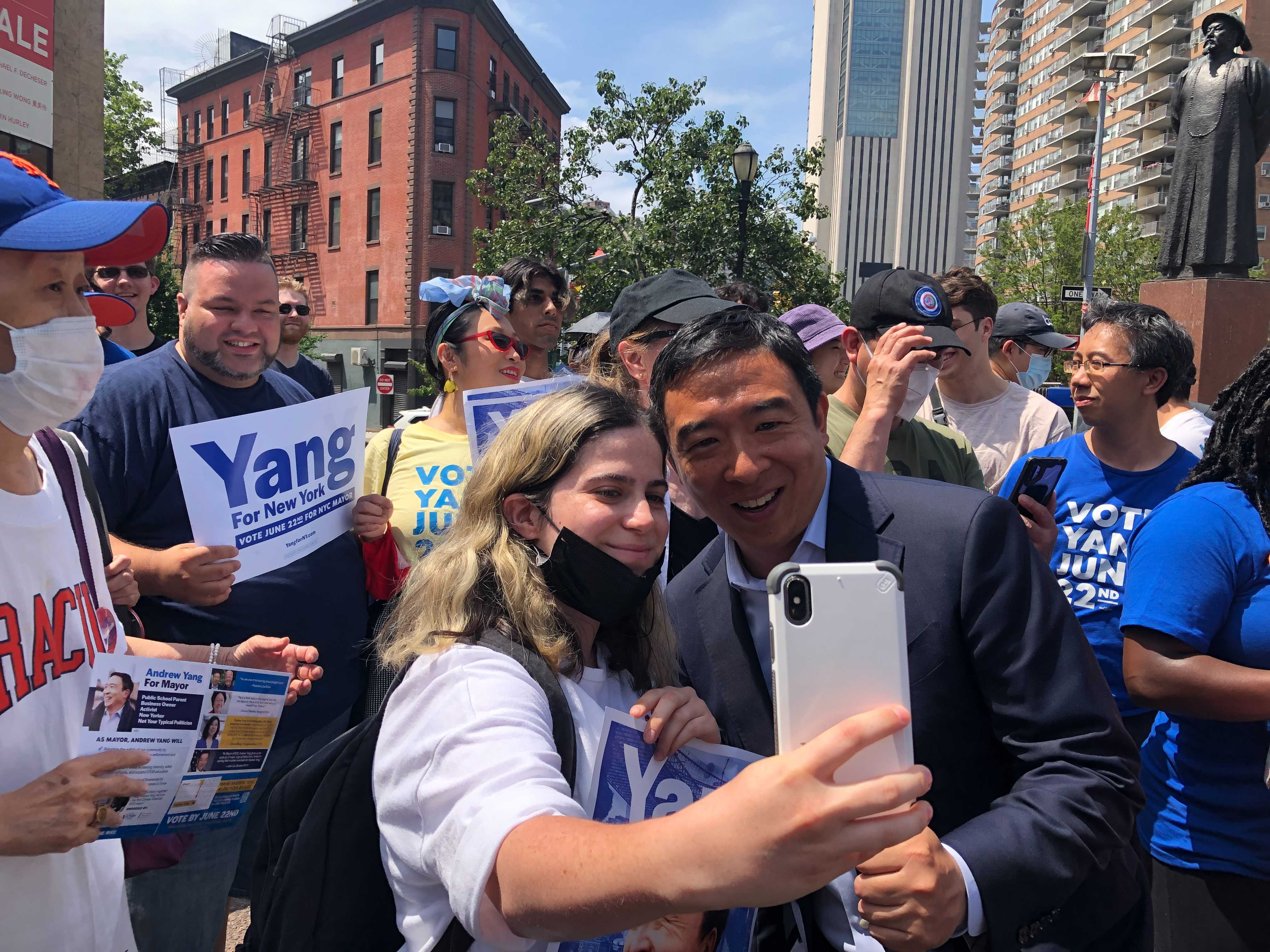 Leading Candidates Make One Last Push In NYC Race For Mayor