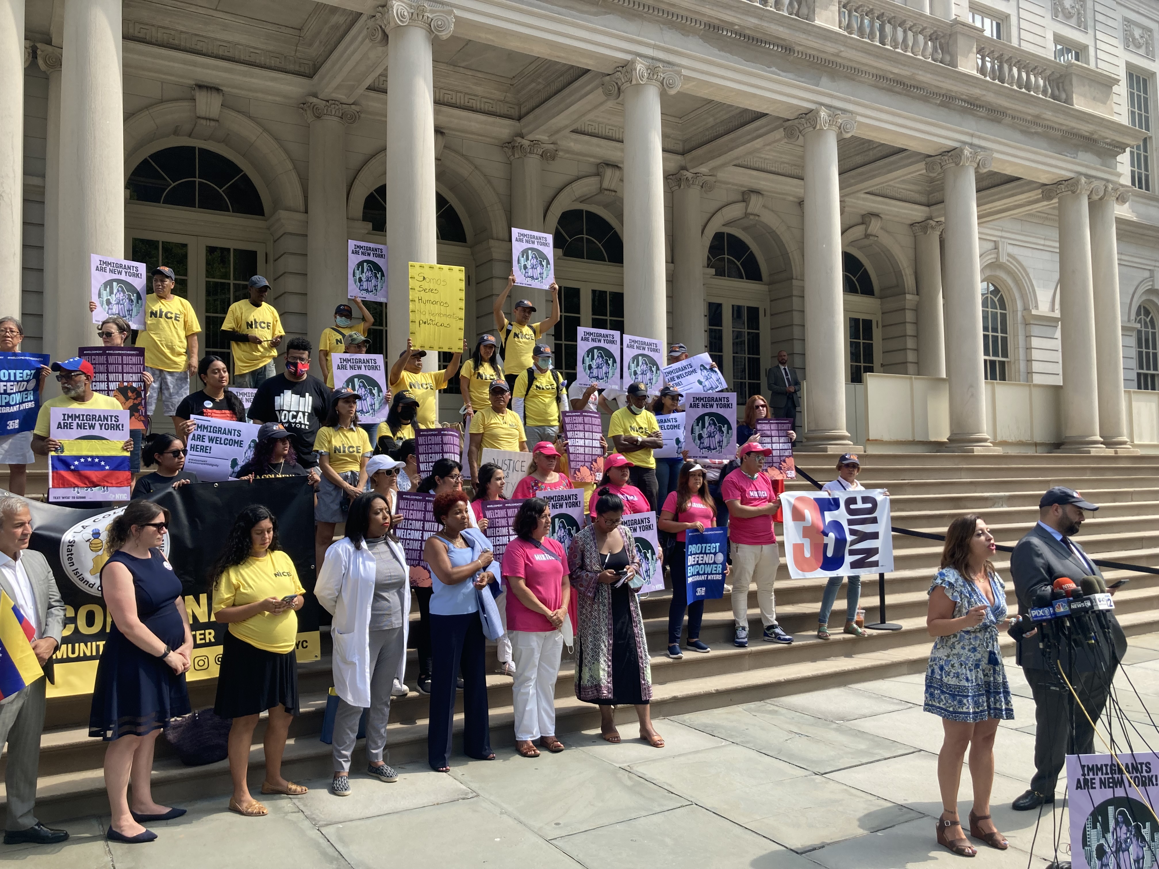 NY immigrants advocacy groups say $40 million needed to help asylum seekers