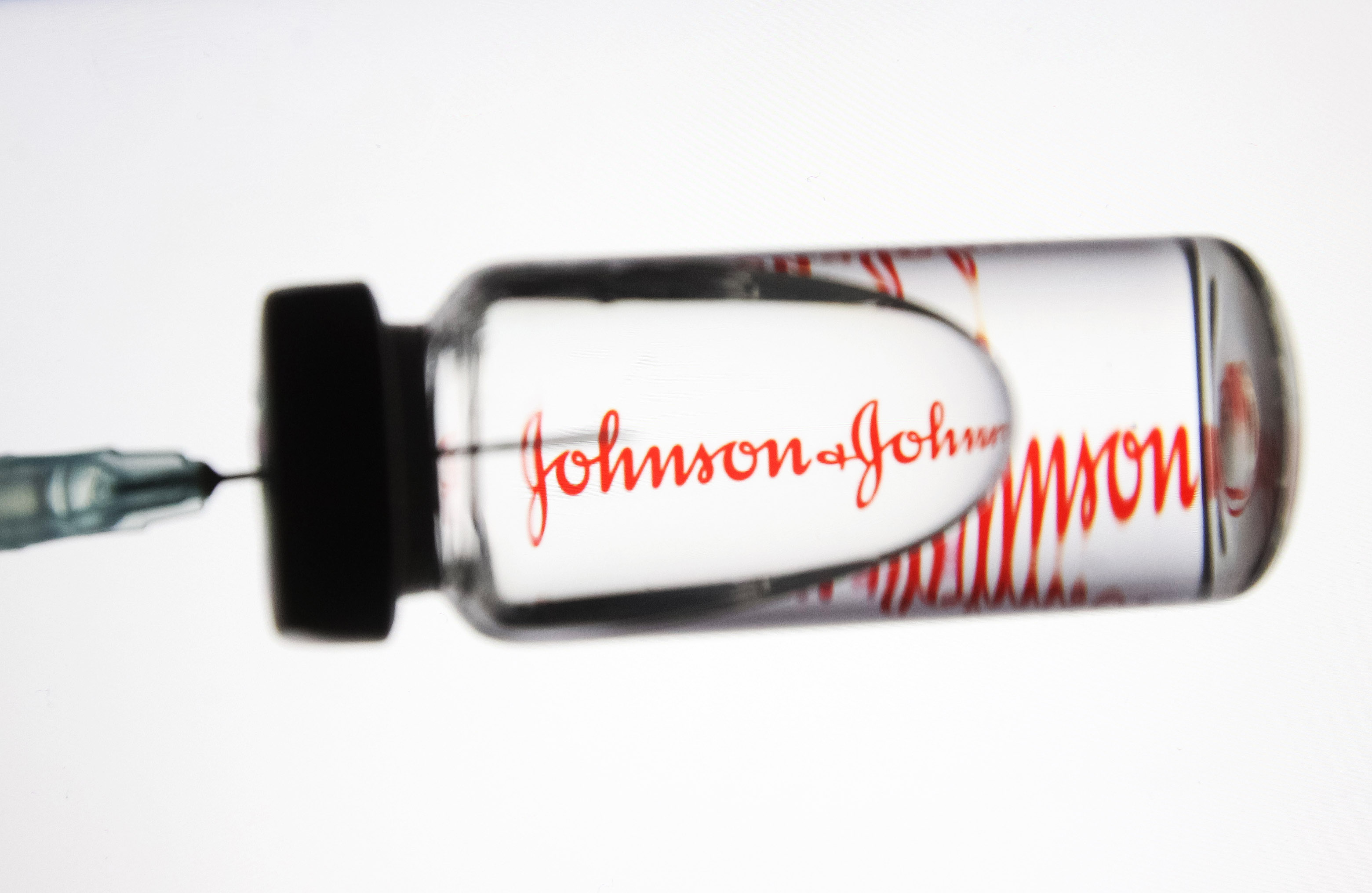 Johnson & Johnson And Novavax Vaccines May Not Sustain Herd Immunity Against Coronavirus Variants, New Trial Results Reveal