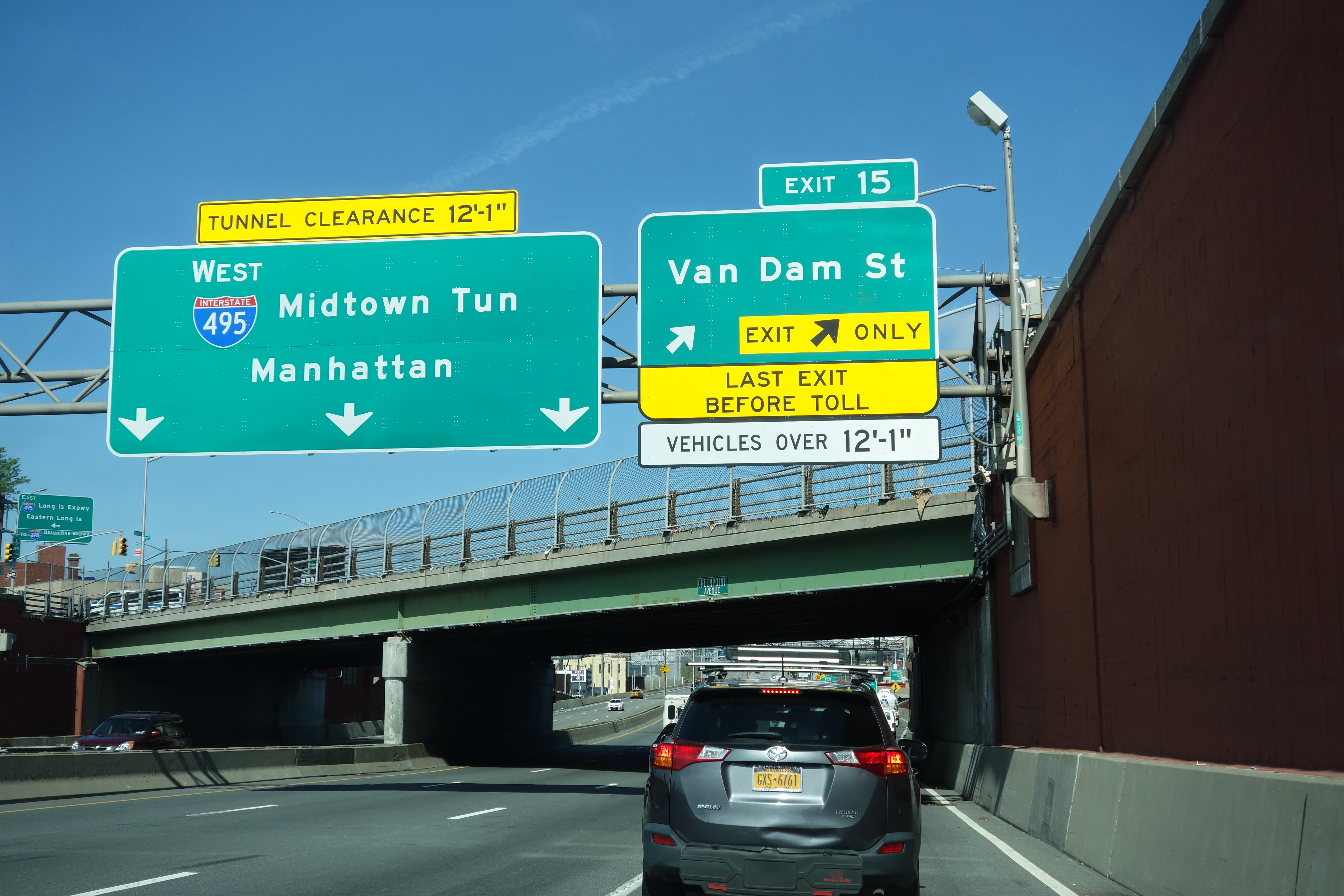 Long Island man charged with manslaughter, DWI in Queens crash that killed woman, injured others