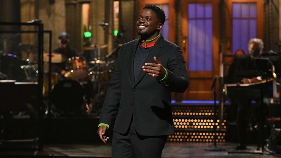 SNL Recap: Daniel Kaluuya Deals With Anti-Vaxxers, Viral Apologies, Scat Singing In Charming Hosting Debut