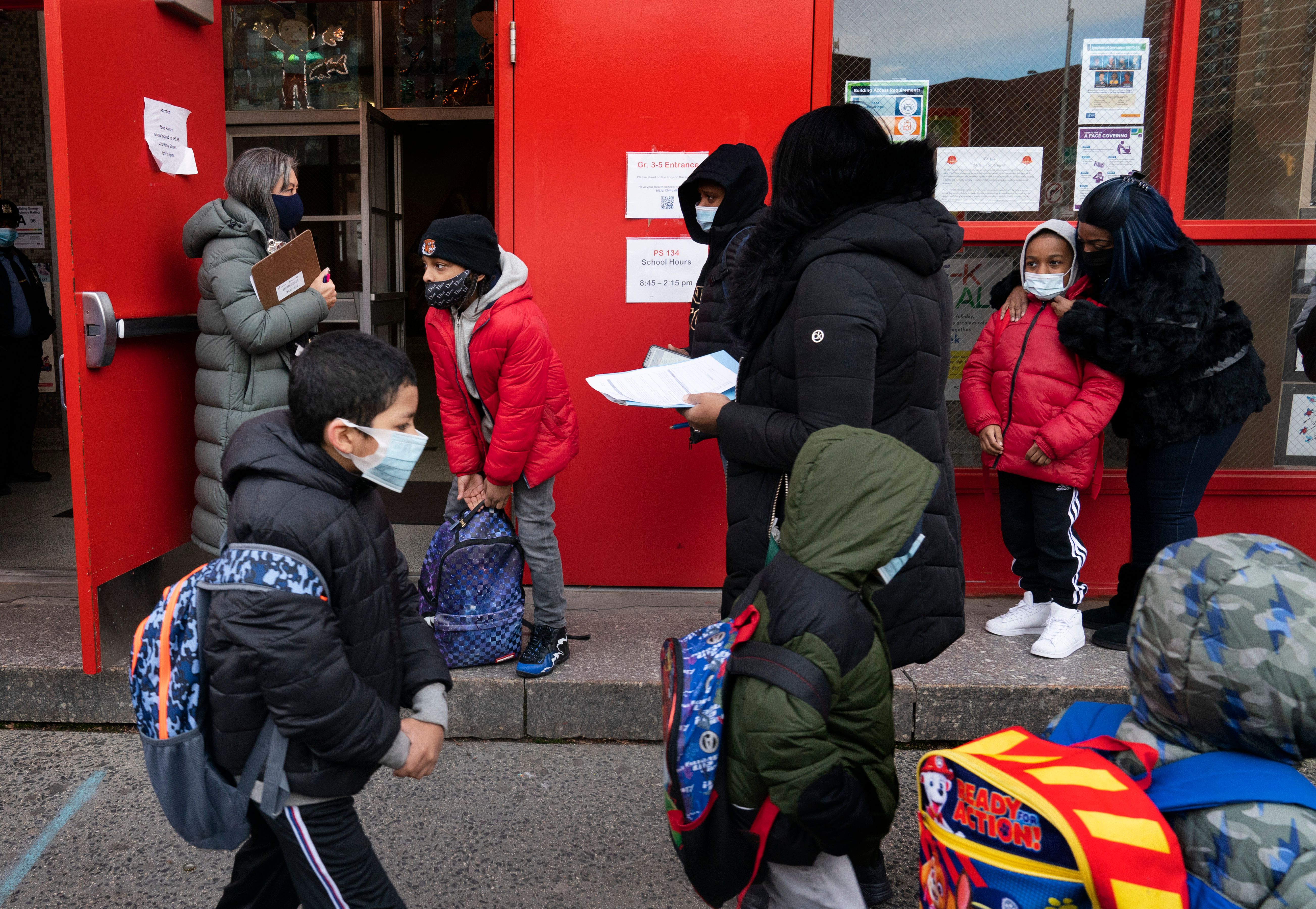 NYC Mayor Hesitates On In-Person Learning Despite New CDC Guidance On 3-Feet Distancing In Schools
