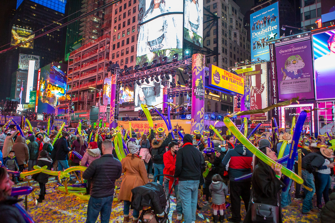 The Changing Face of Times Square Will Wear M.A.C. - Racked NY