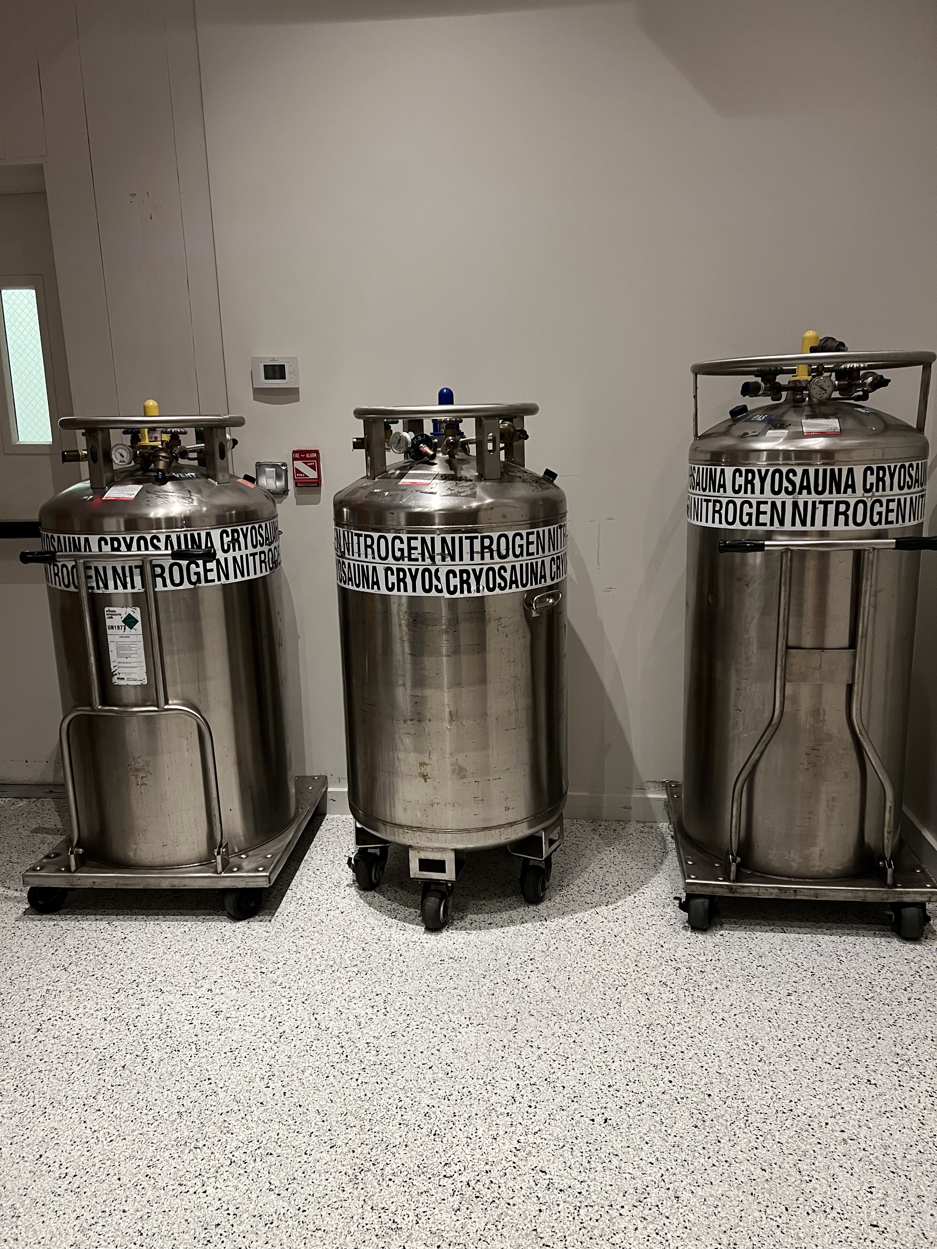 I tried it! Willingly freezing my buns off to reduce muscle soreness and anxiety I tried it! Willingly freezing my buns off to reduce muscle soreness and anxiety