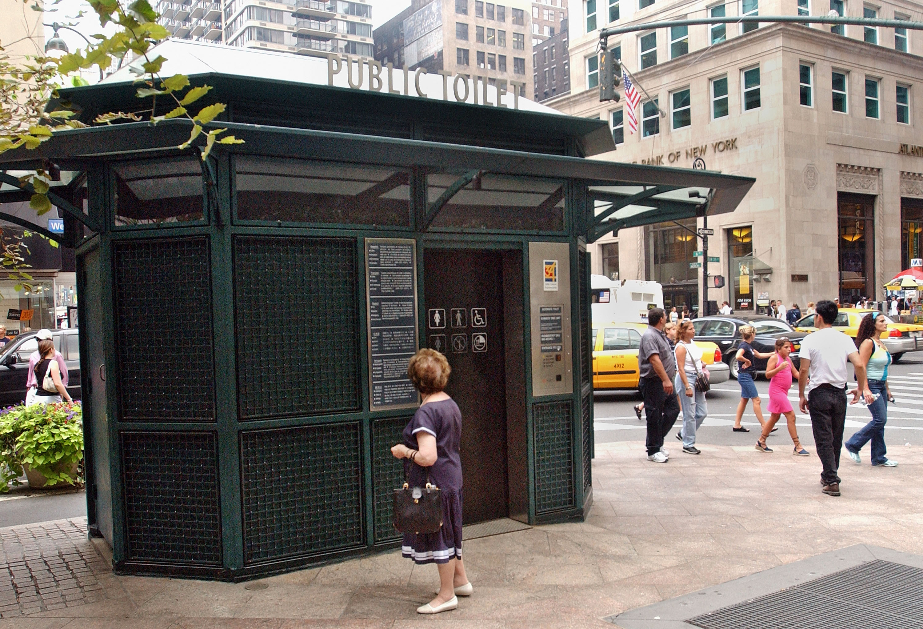 NYC Council committee to vote on bills aiming for more public bathrooms, greenways