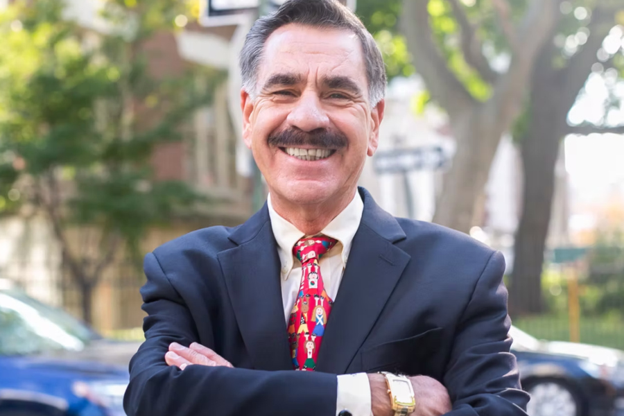 Queens parents furious over popular superintendent being ousted