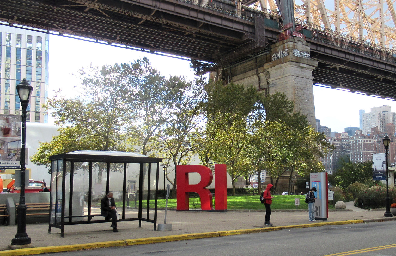 Early Addition: Roosevelt Island is the Disney World of NYC (kind of)