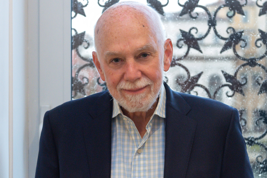 Guggenheim Museum director Richard Armstrong announces plans to step down