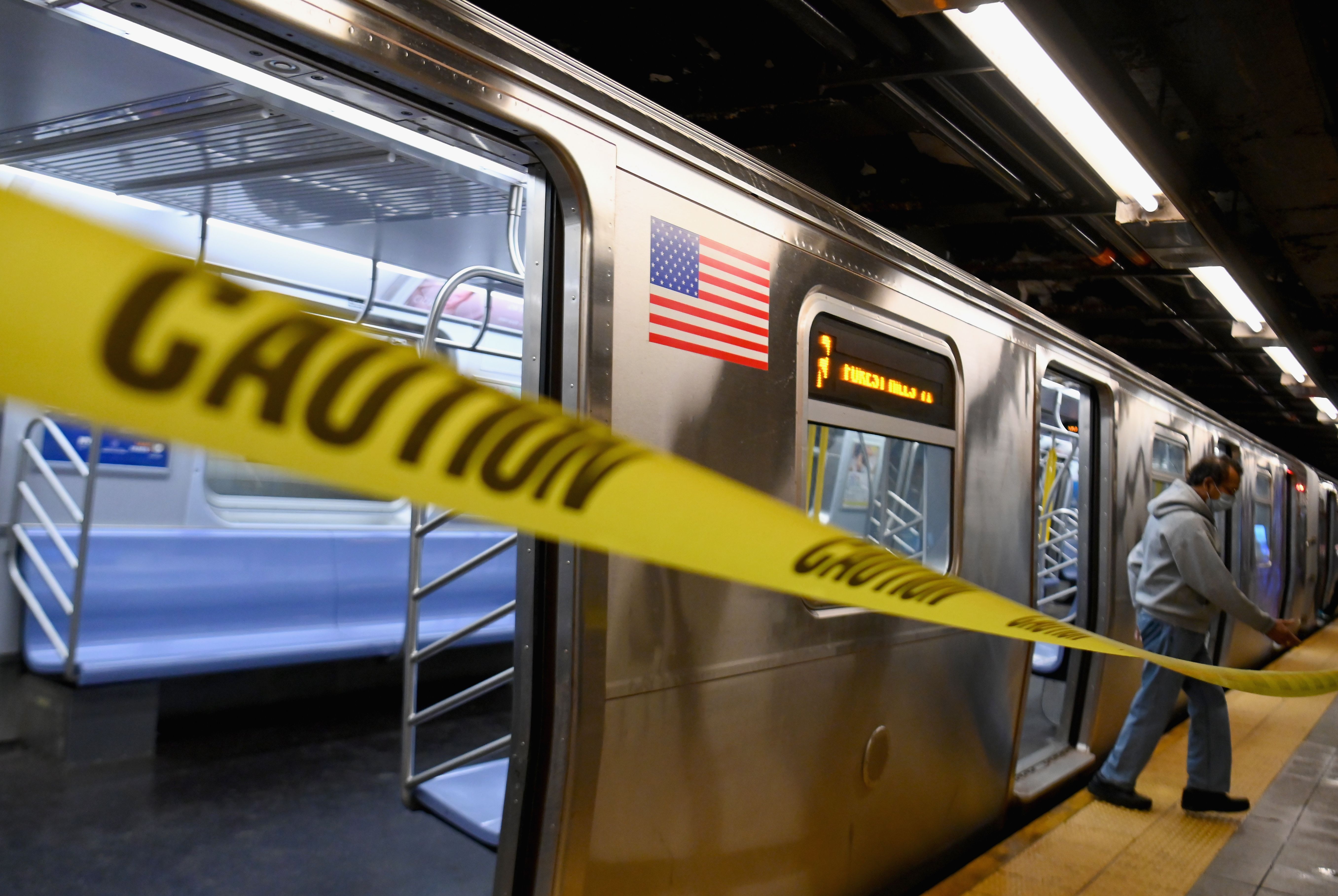 Police arrest man accused of Herald Square stabbing