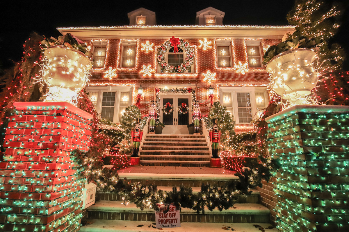 Christmas lights store in brooklyn