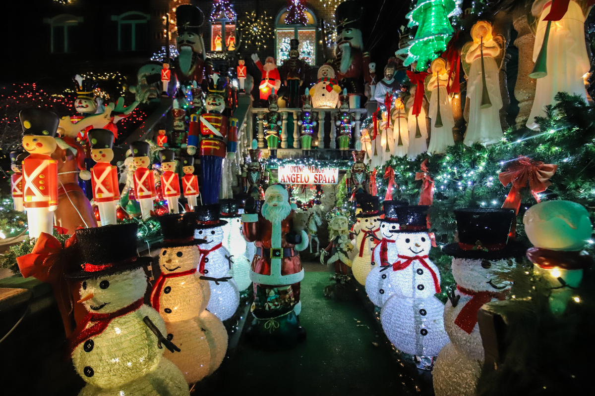 Photos: The Dyker Heights Lights Are ON & Ready To Inject The Holiday Spirit Straight Into Your Eyeballs