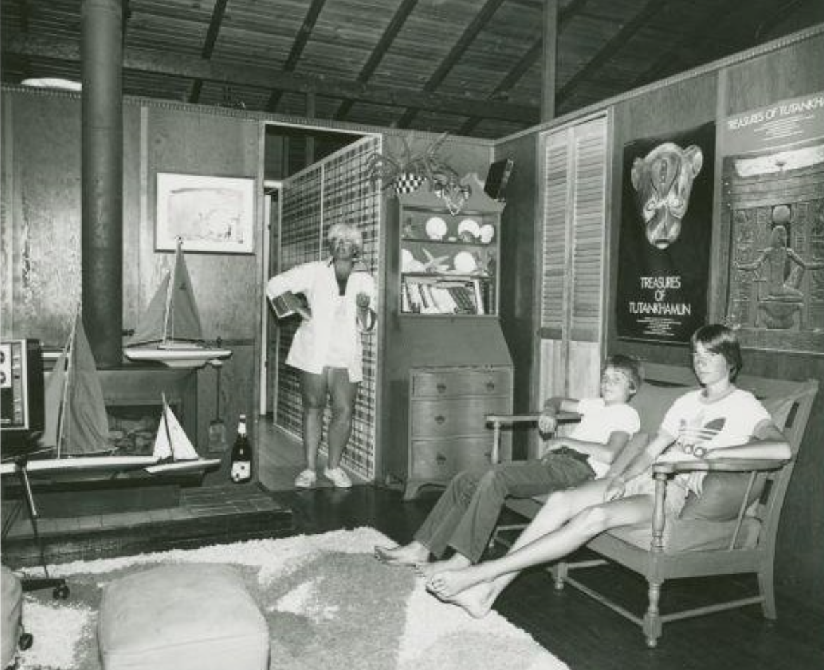 A Glimpse Inside Hundreds Of Brooklyn Apartments In The 1970s