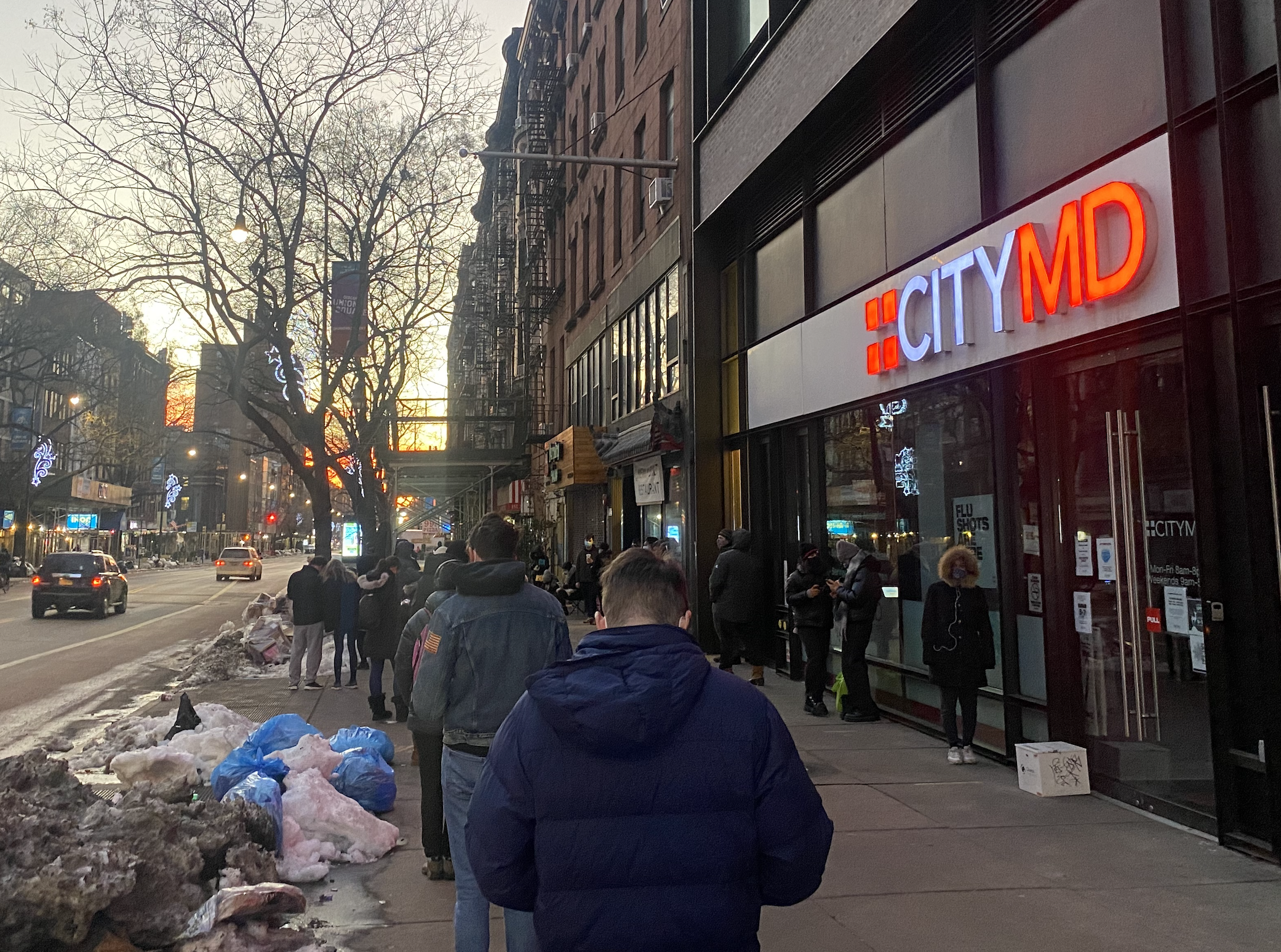 Pretty Desperate New Yorkers Are Rushing To Get COVID Tests Before Christmas