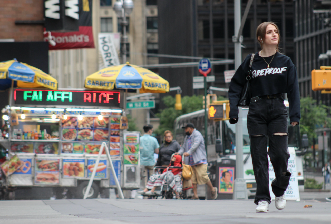 Extra Extra: Eavesdropping, The Greatest NYC Hobby, Is Back