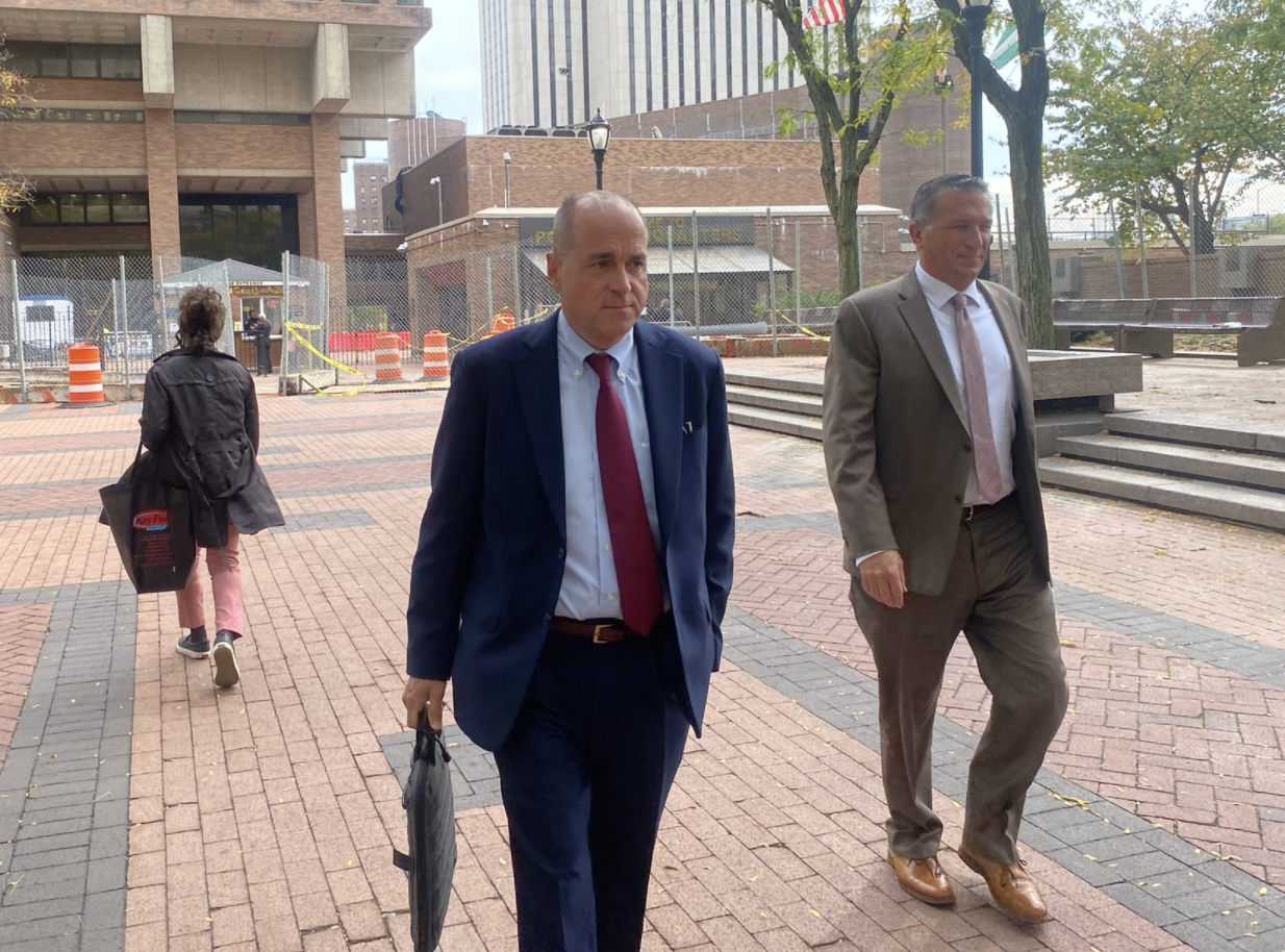 Ex-Sergeants Union Boss Claims Profane Tweets Keep Cops Safe From Harm Ex-Sergeants Union Boss Claims Profane Tweets Keep Cops Safe From Harm