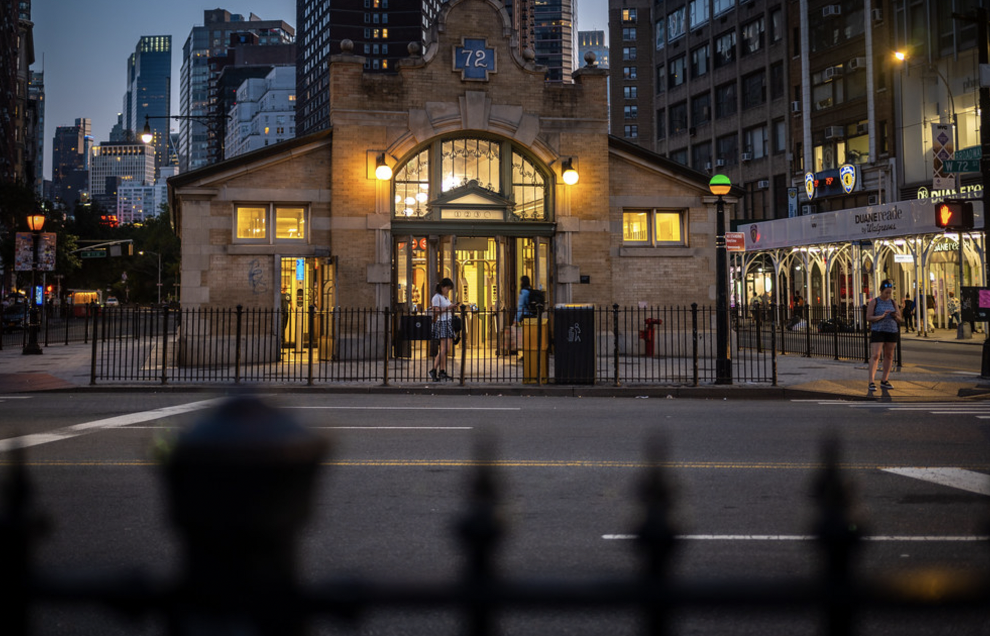 &lsquo;Smart Curbs&rsquo; program could bring more pedestrian friendly streets to the Upper West Side