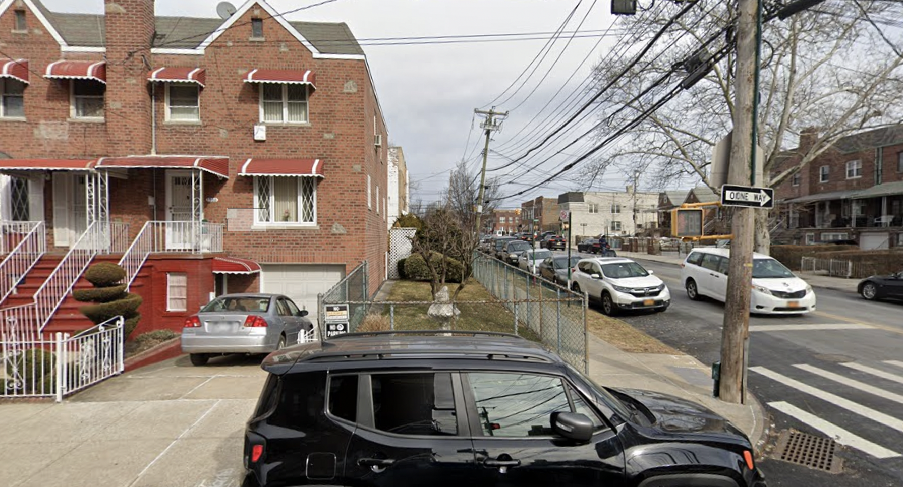 Bronx man, 91, killed by motorist while raking leaves outside home
