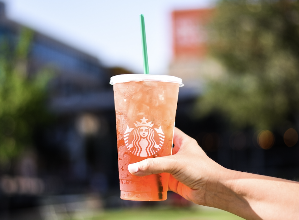 Early Addition: Oops, no berries in this Starbucks drink