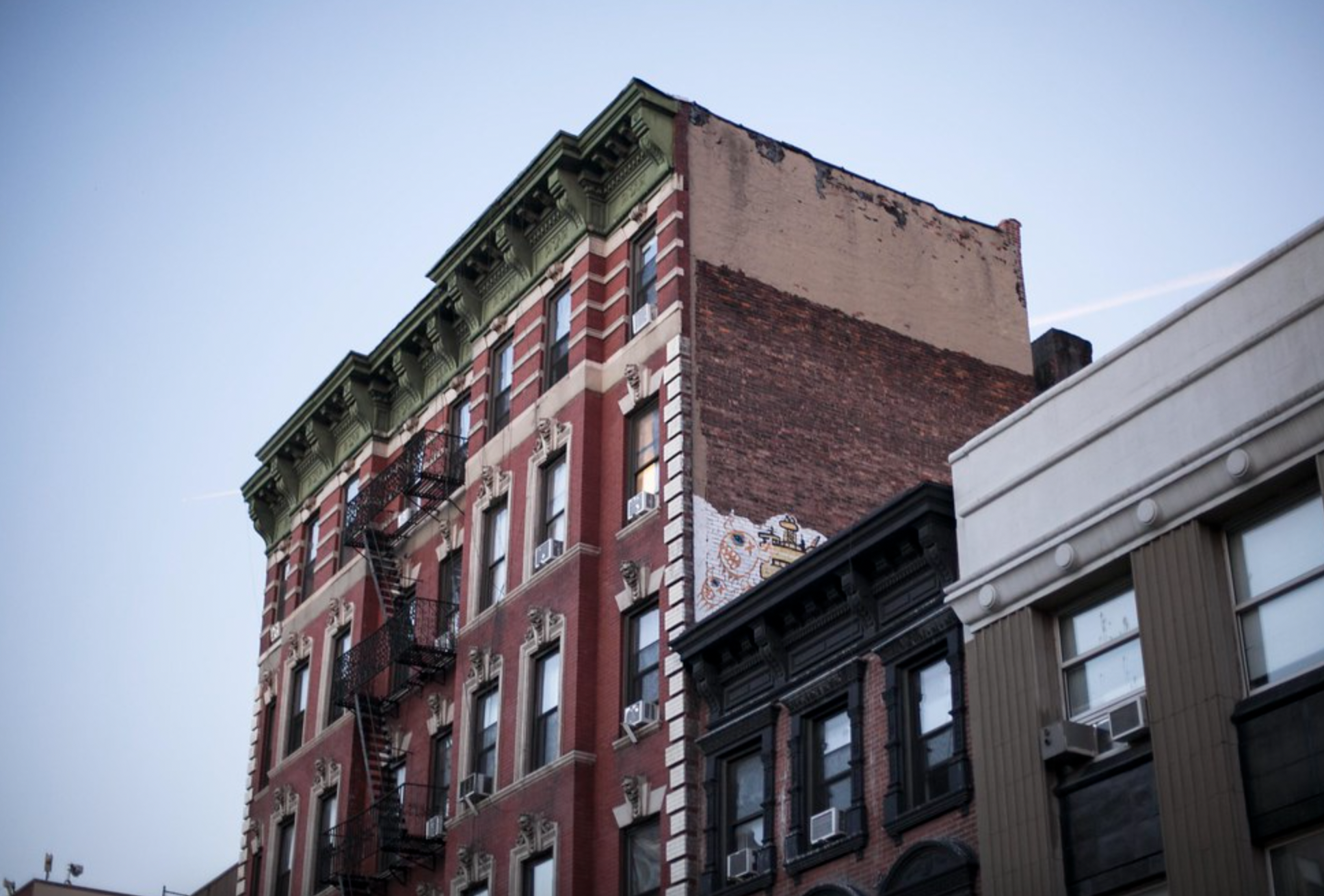 Extra Extra: The city appears to be draining rent-regulated apartments