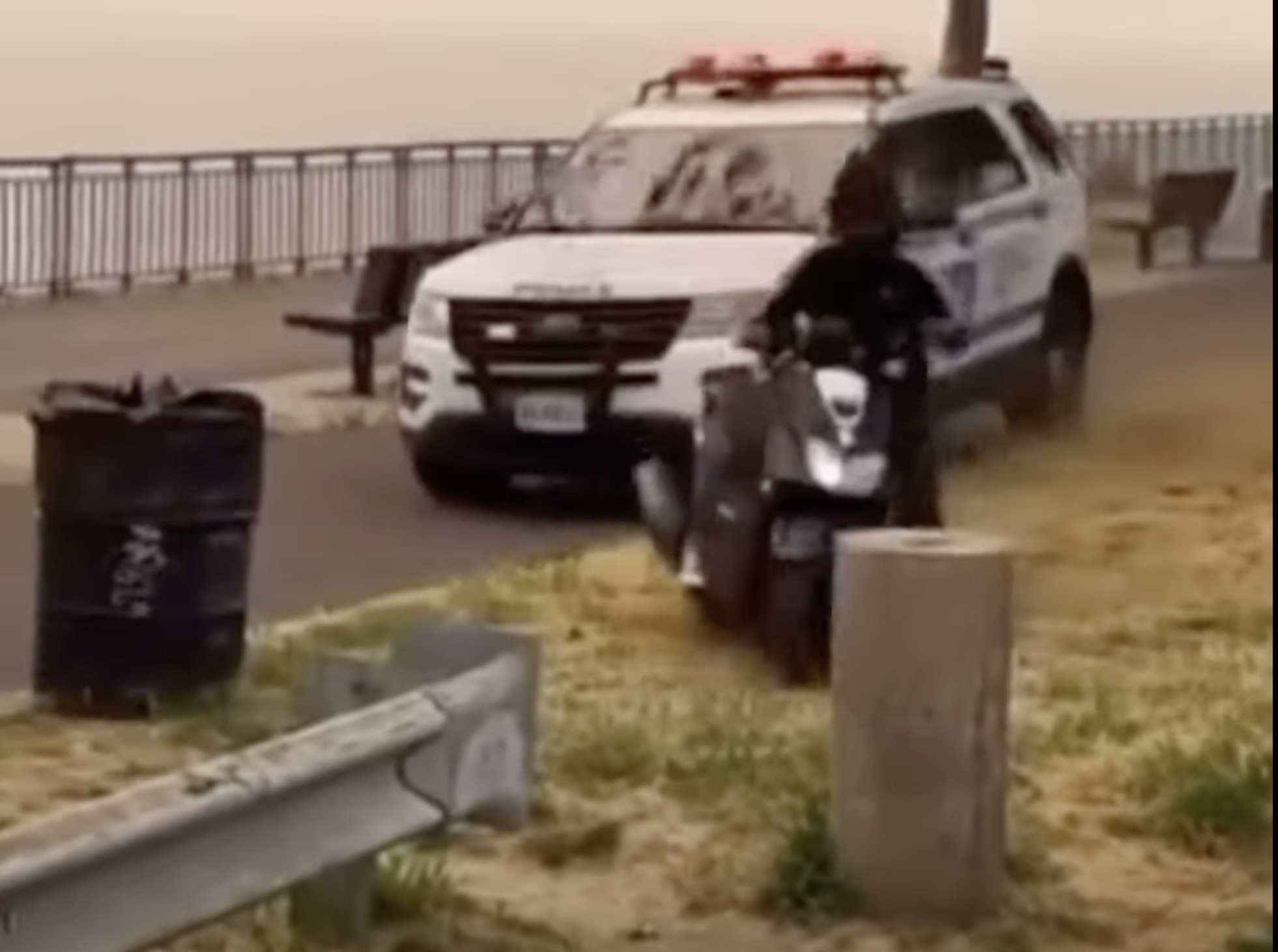 17-year-old moped driver crashes after NYPD chase