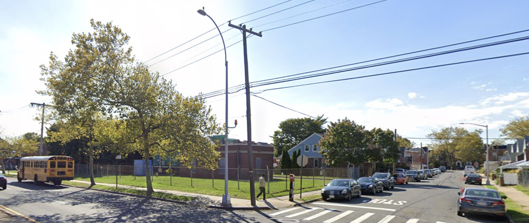 NYPD: Schools repairman charged with attempted kidnapping after luring teenage girl to SUV