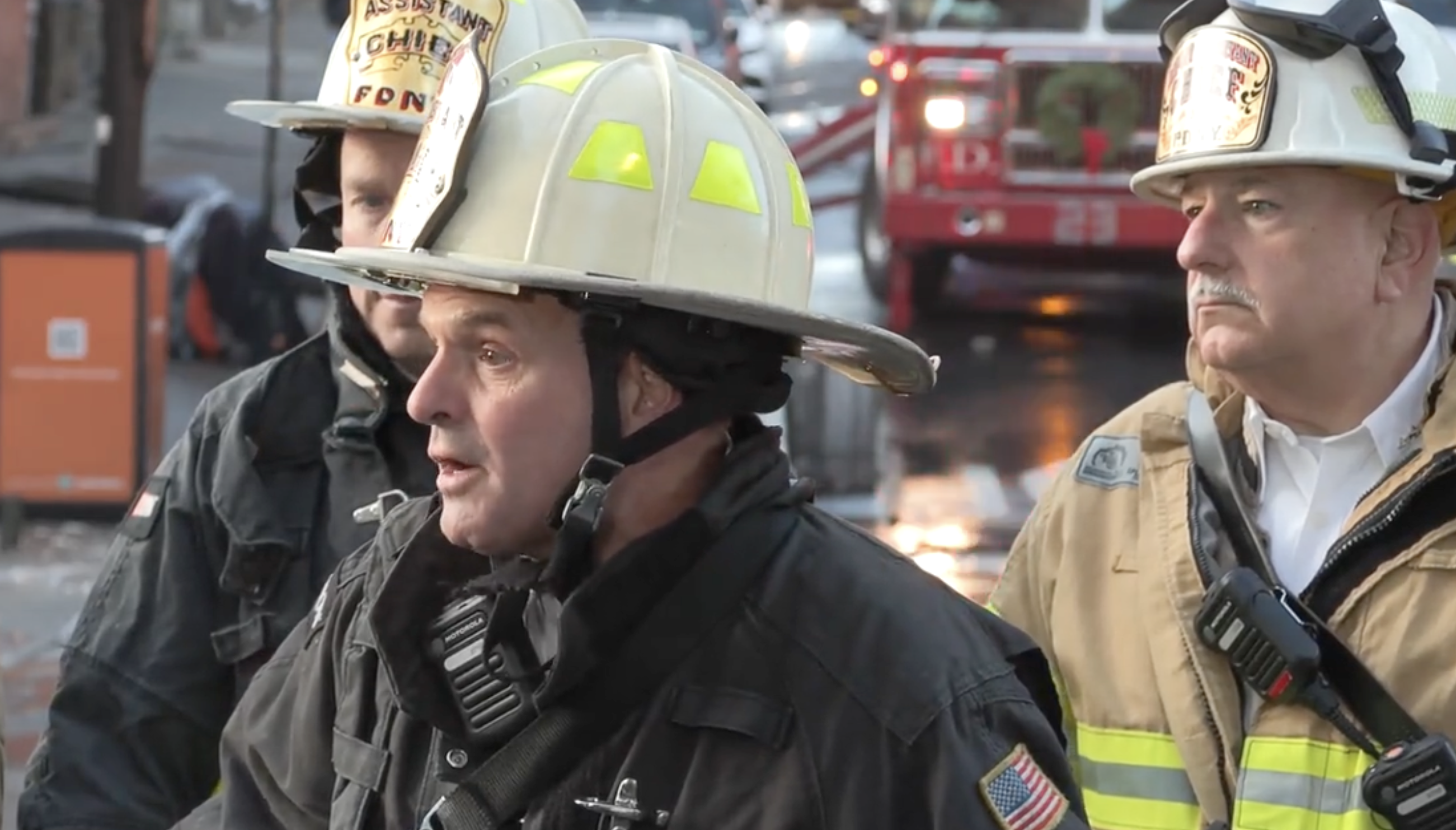 FDNY battles 5-alarm Bronx fire but reports only minor injuries