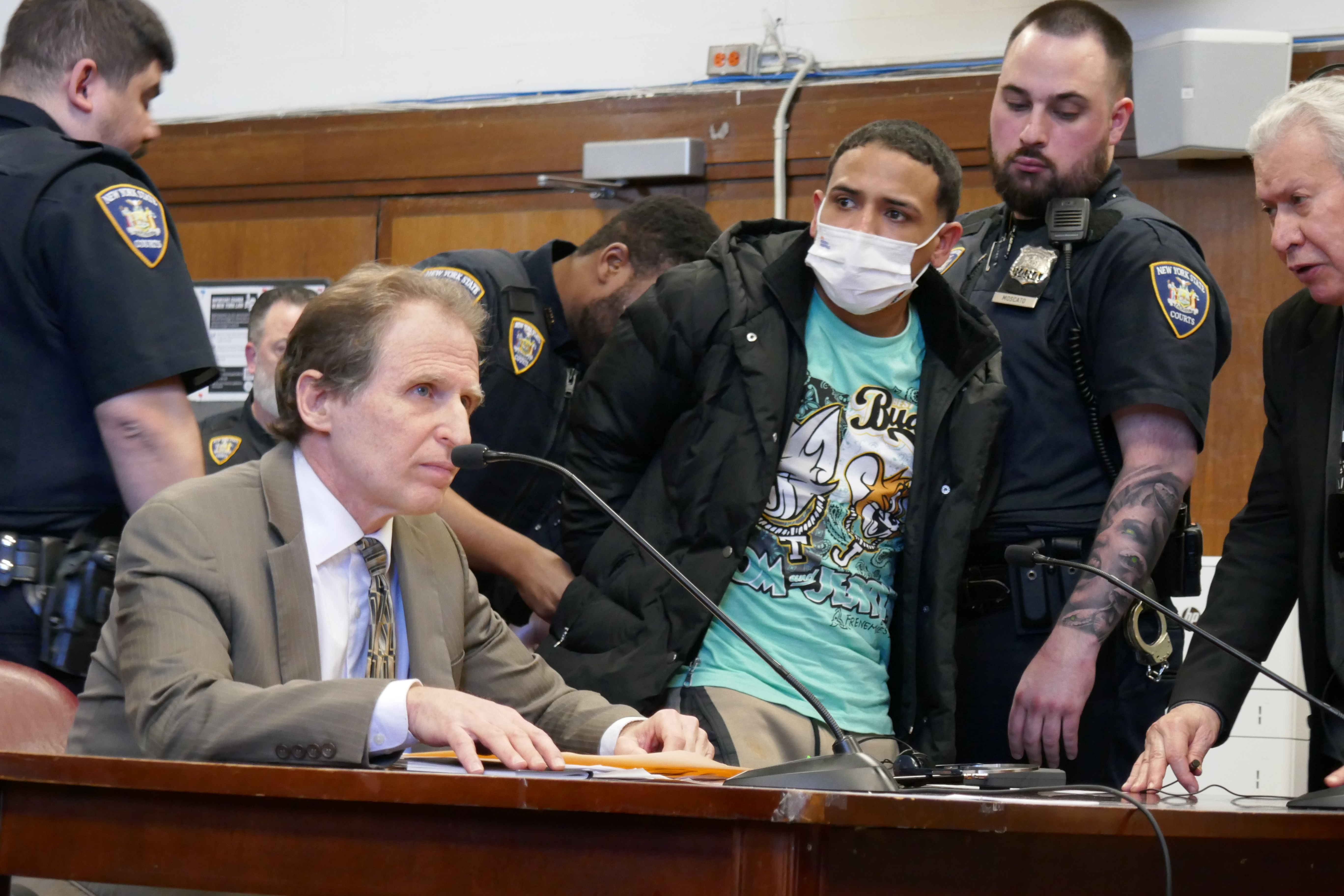 Manhattan judge sets bail for men accused in Times Square brawl with NYPD