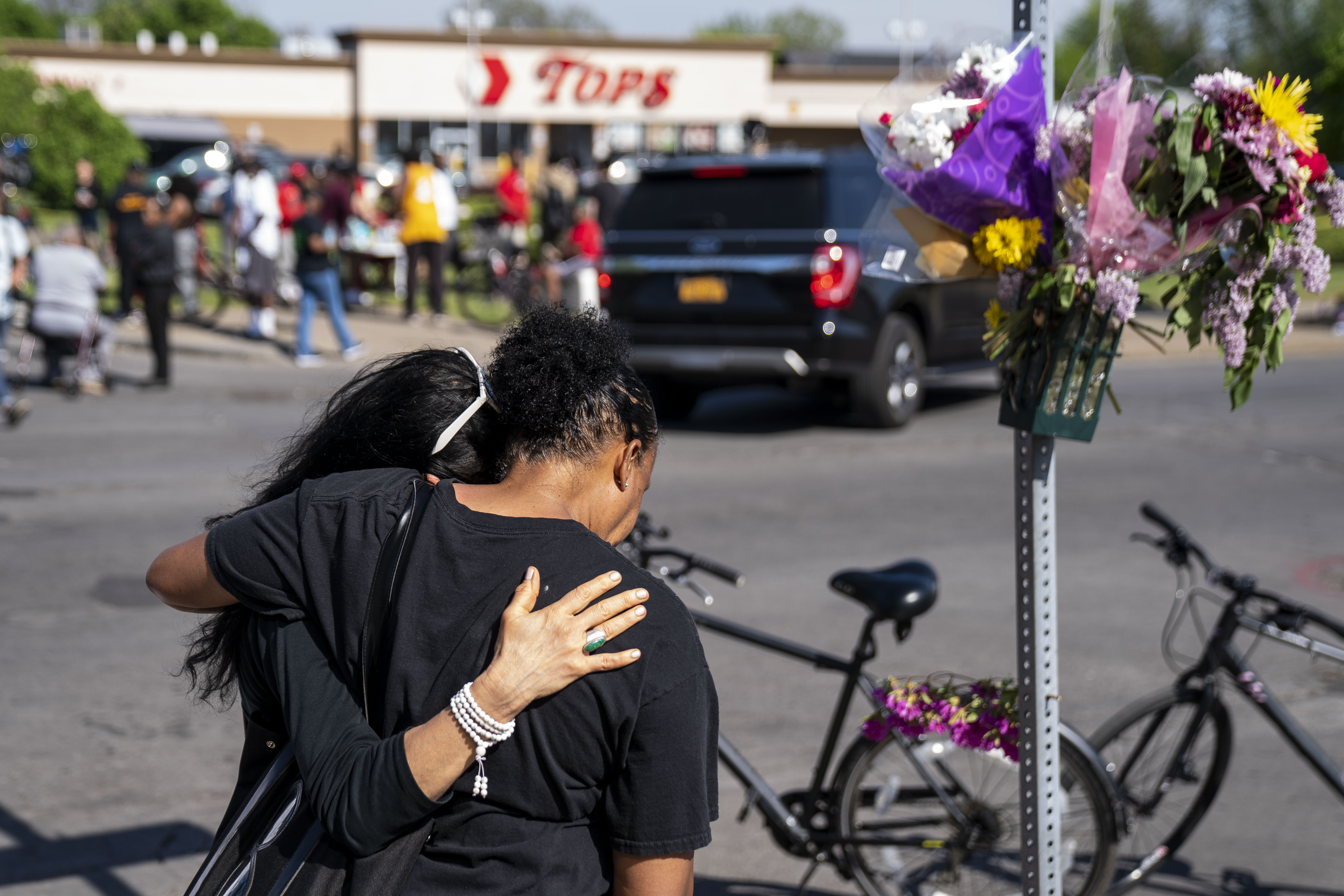 Accused killer in Buffalo mass shooting expected to plead guilty in racist attack