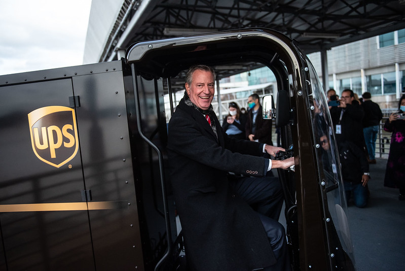 In New Maritime Freight Plan, NYC Hopes To Distribute Packages By Boat Instead Of 18-Wheelers