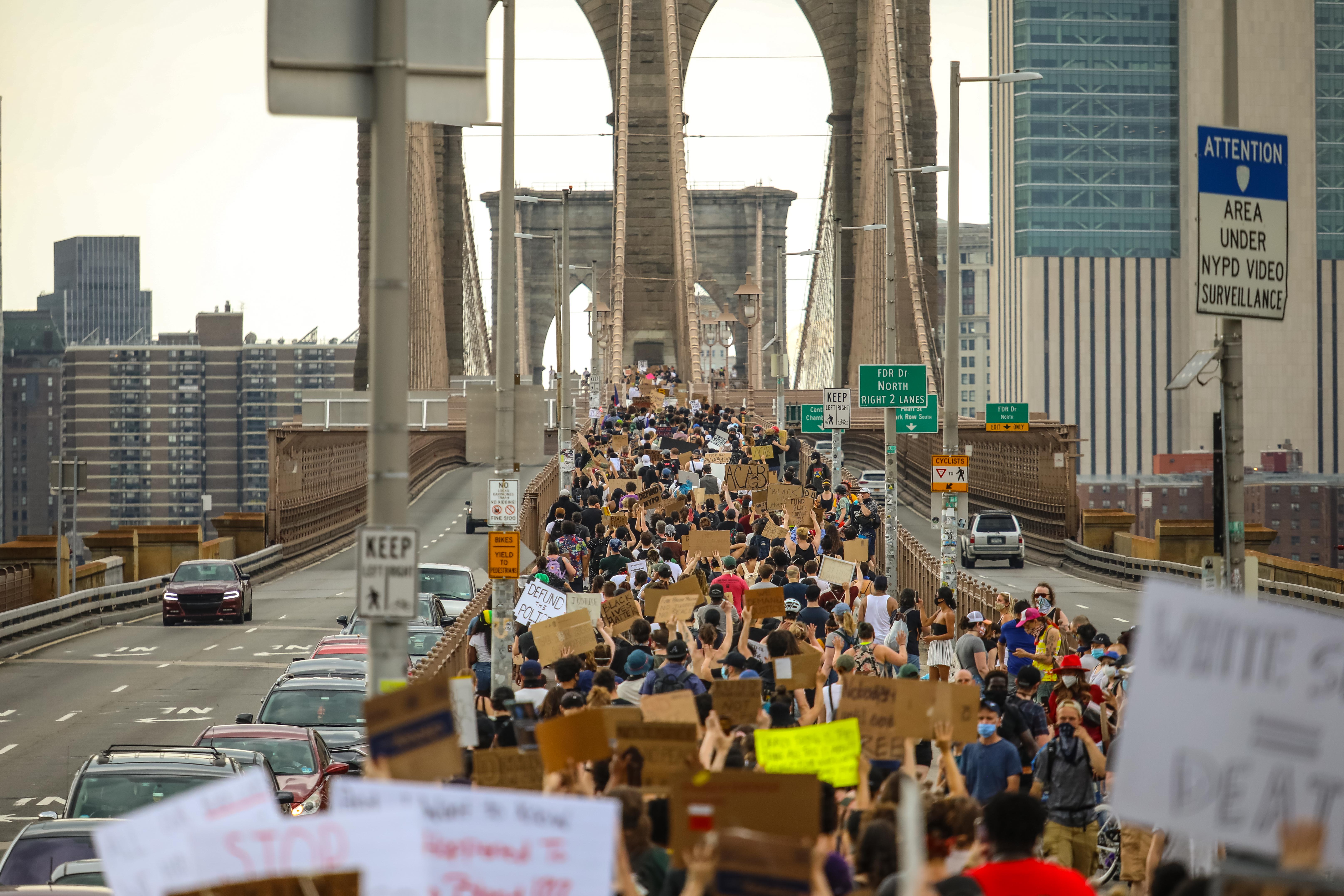 Live Protest Updates: Protesters Take One Final Knee At Barclays Center ...