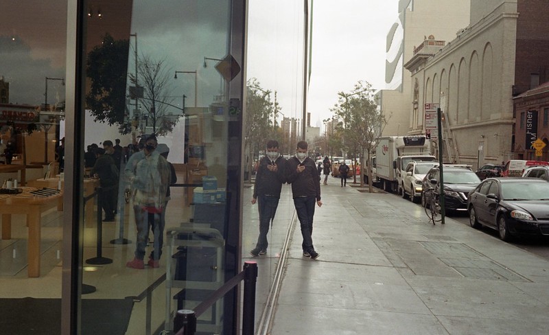 Extra Extra: Mason Jars Up, Scented Candles Down