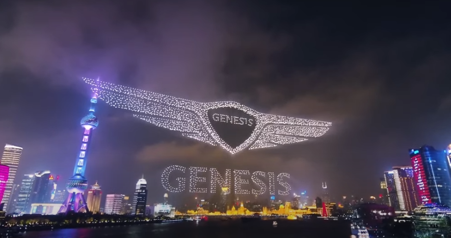 Candy Crush Saga drone show lights up NYC skyline