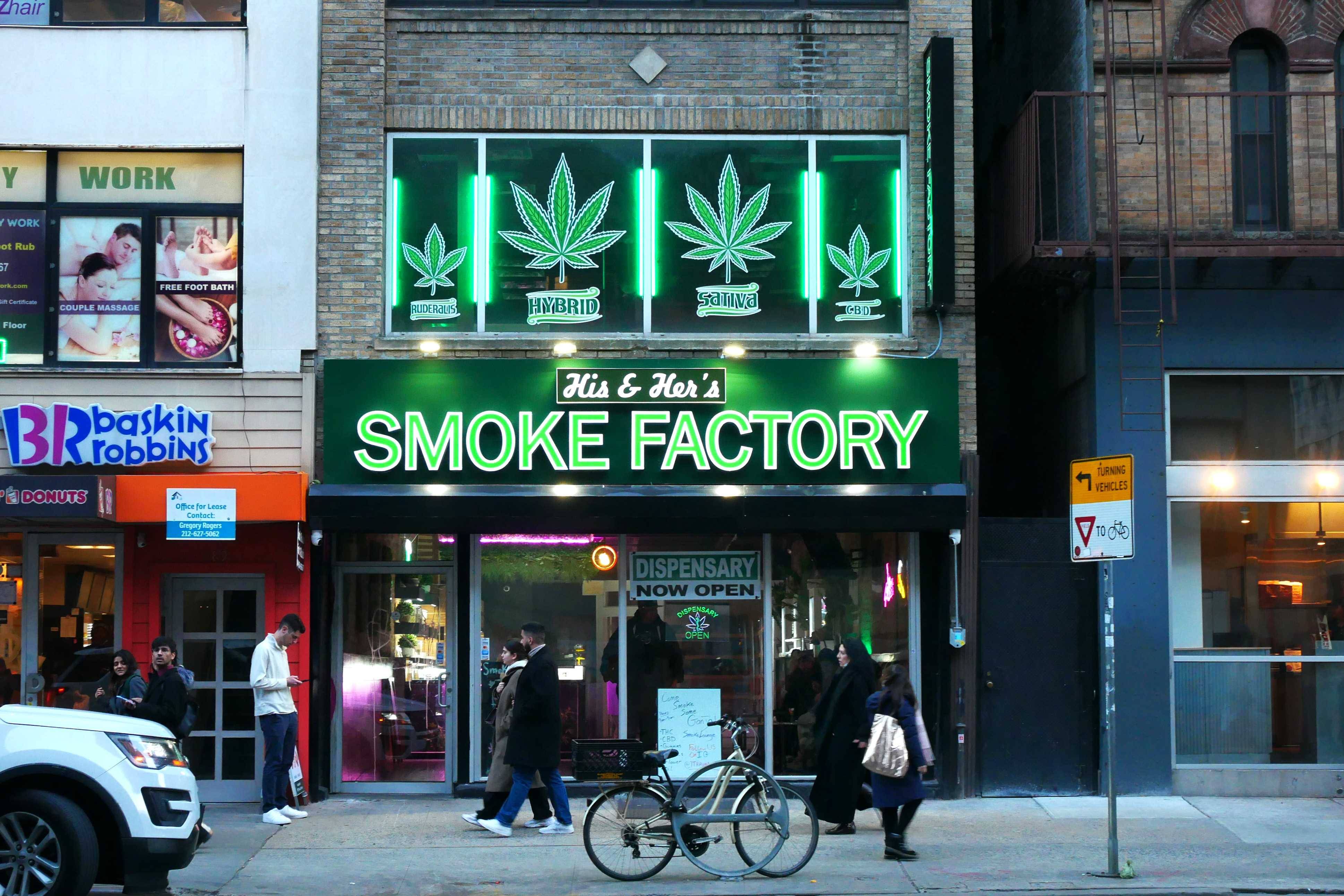 Missing funding, real estate competition are slowing NY’s weed rollout, insiders say Missing funding, real estate competition are slowing NY’s weed rollout, insiders say