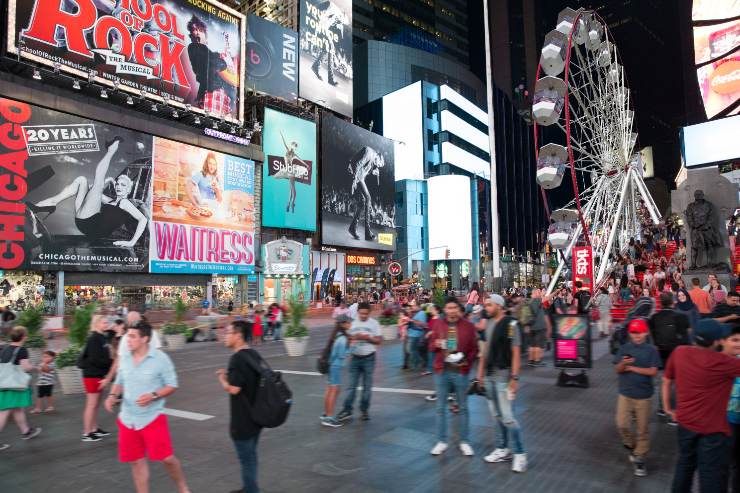 A Pop-Up Ferris Wheel Is Coming To Times Square