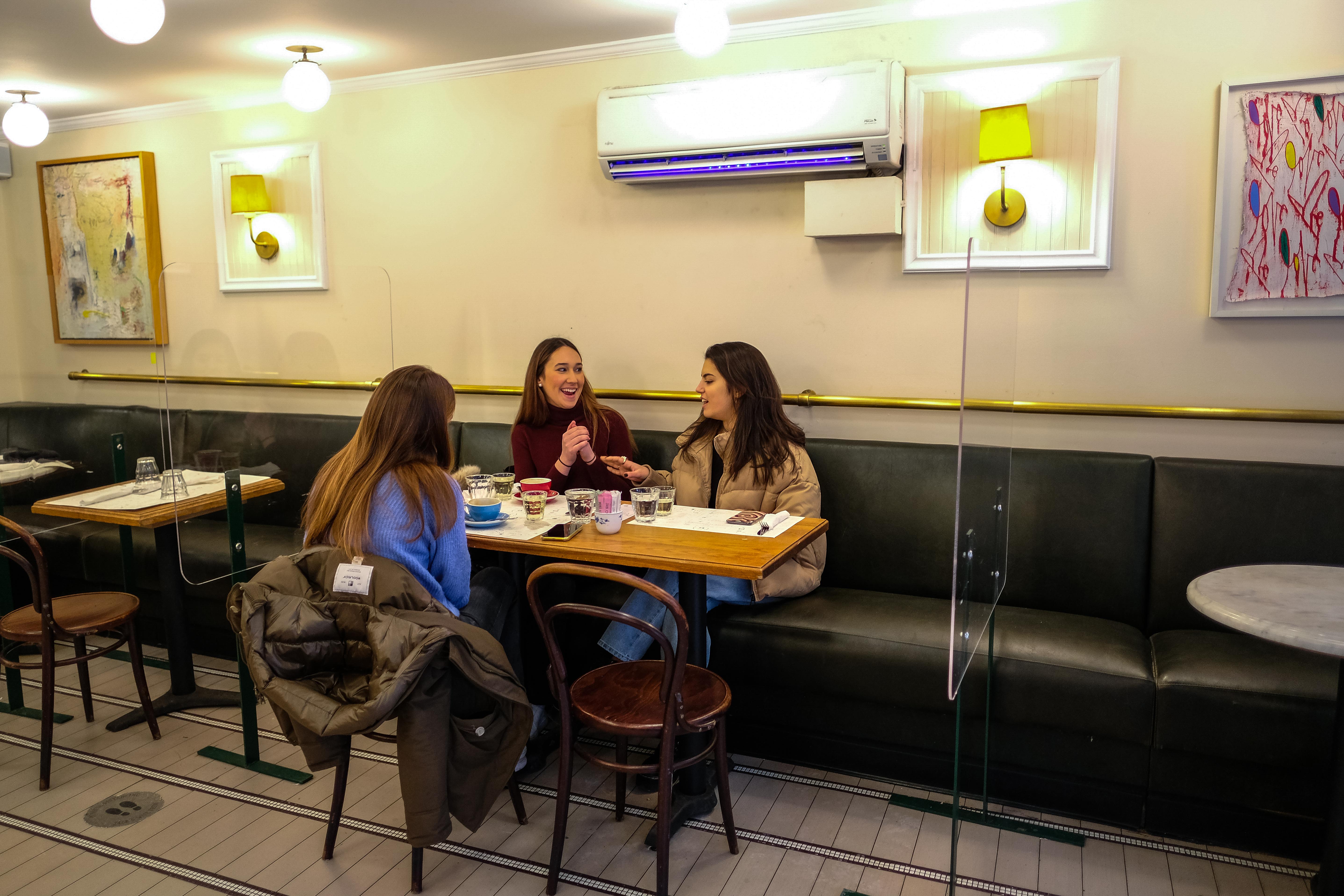 NYC Indoor Dining To Expand To 75% Capacity Starting May 7th