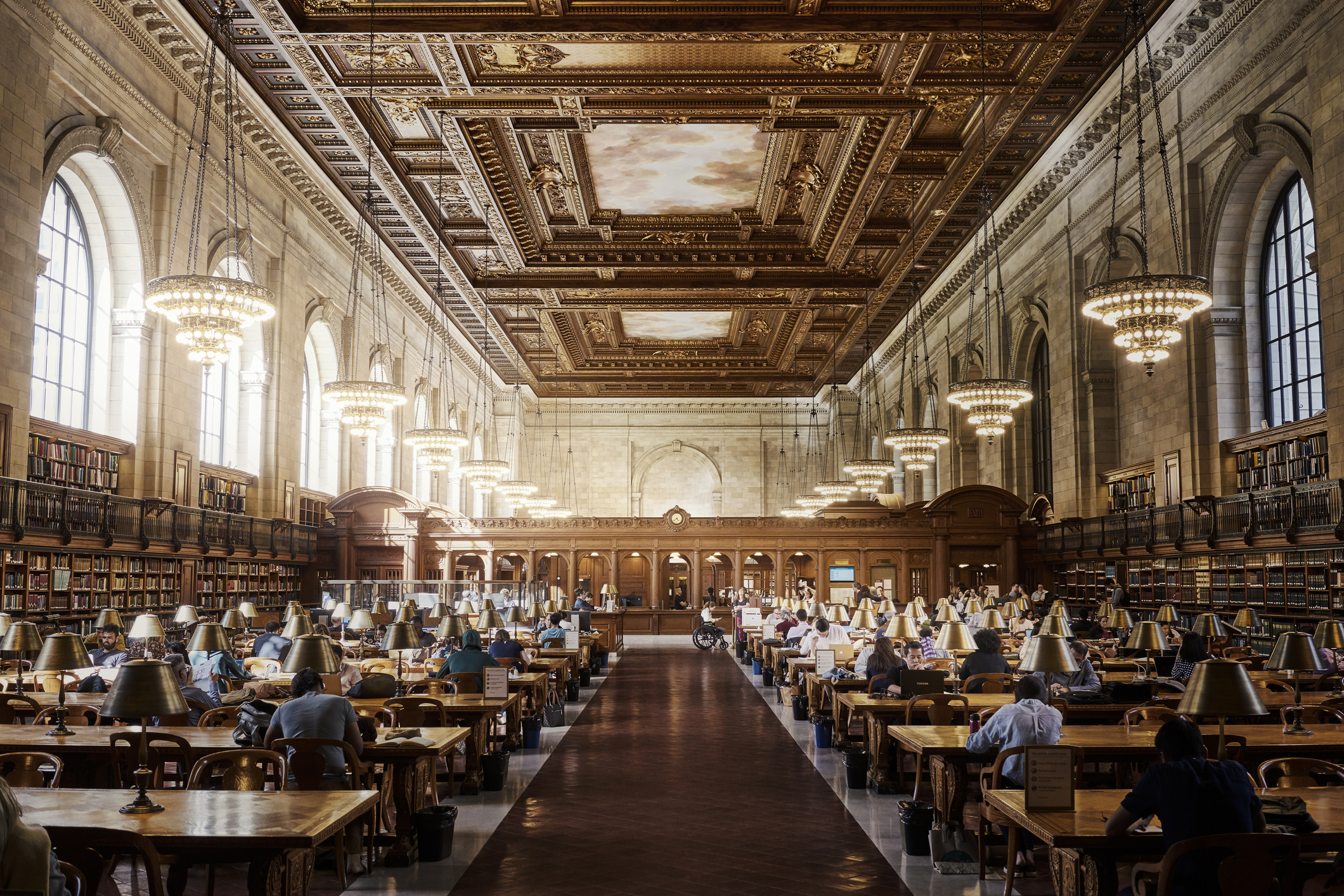 the New York Public Library's main branch reading room
