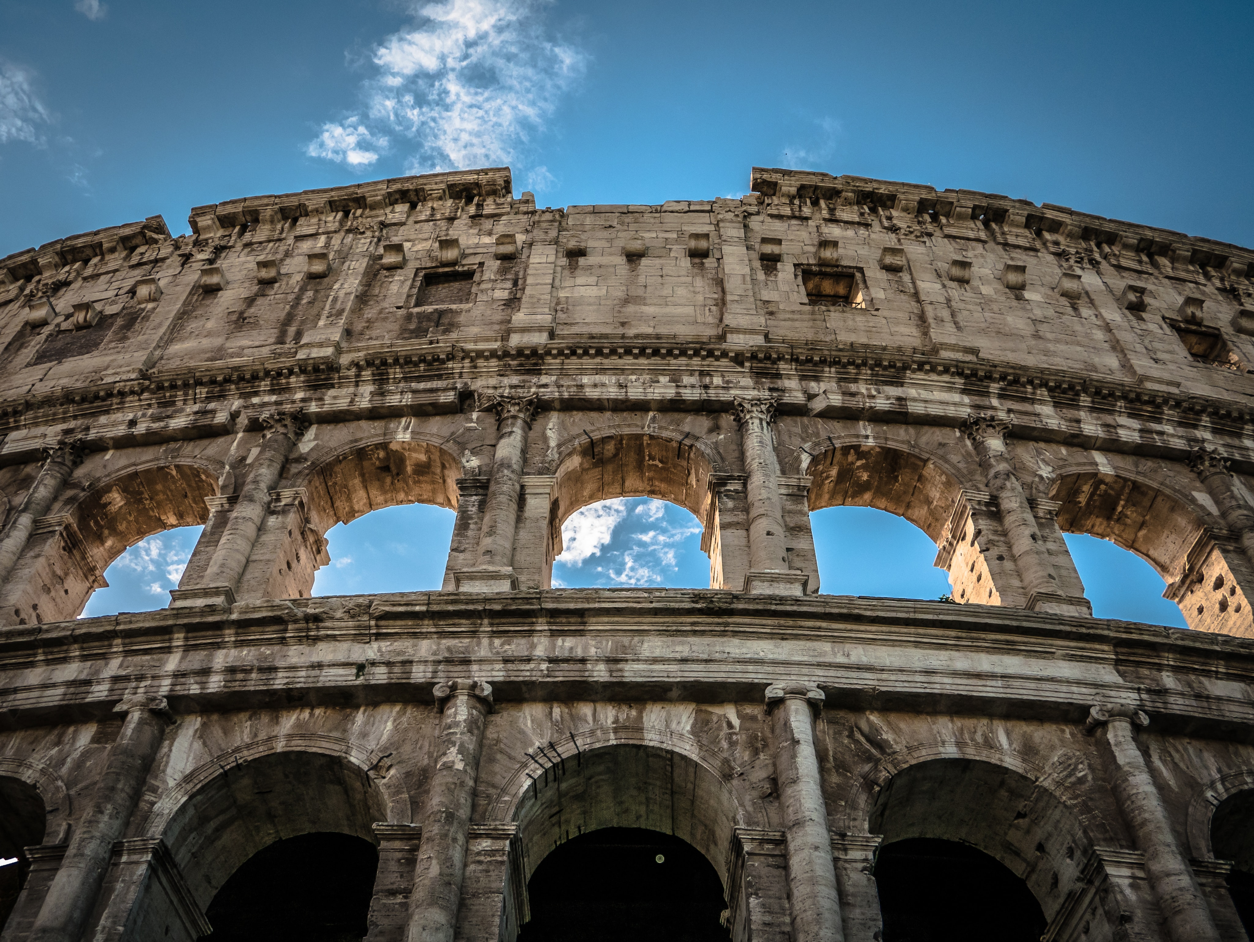 Extra Extra: All roads lead to Rome for men