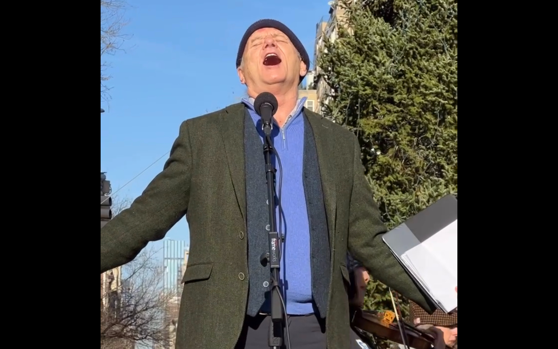 Watch Bill Murray Serenade Washington Square Park With Surprise Performance