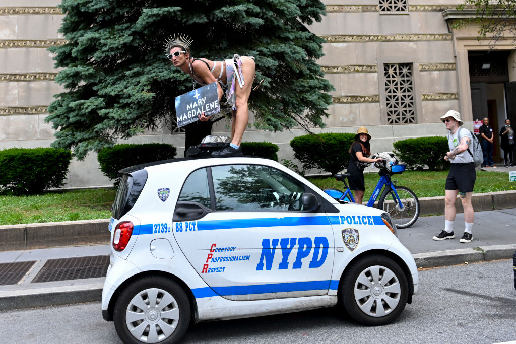 Extra Extra: The NYPD Dance Team brought it