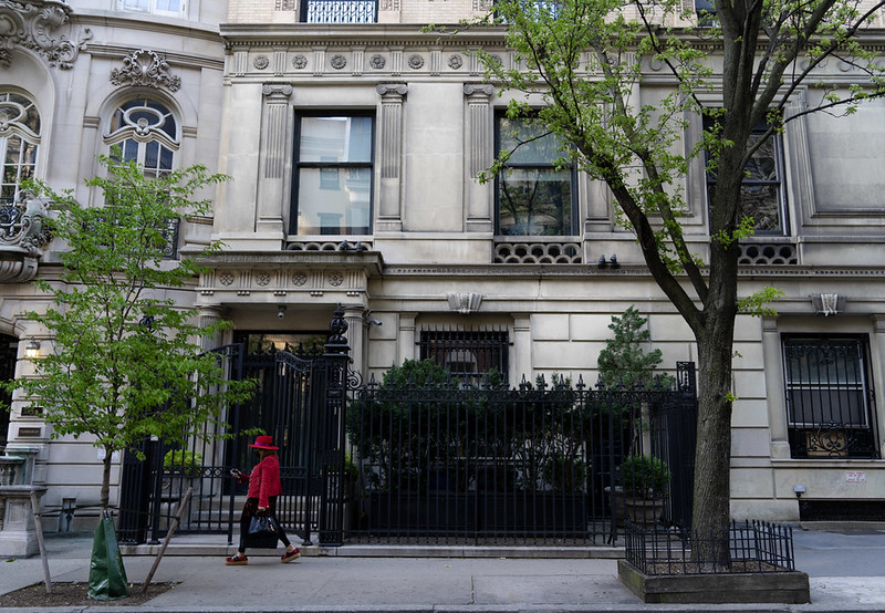 Early Addition: New Yorkers Are Very Excited About All These Tulips