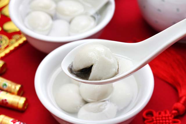 6 auspicious must-eat foods during Chinese New Year — Hashtag Legend