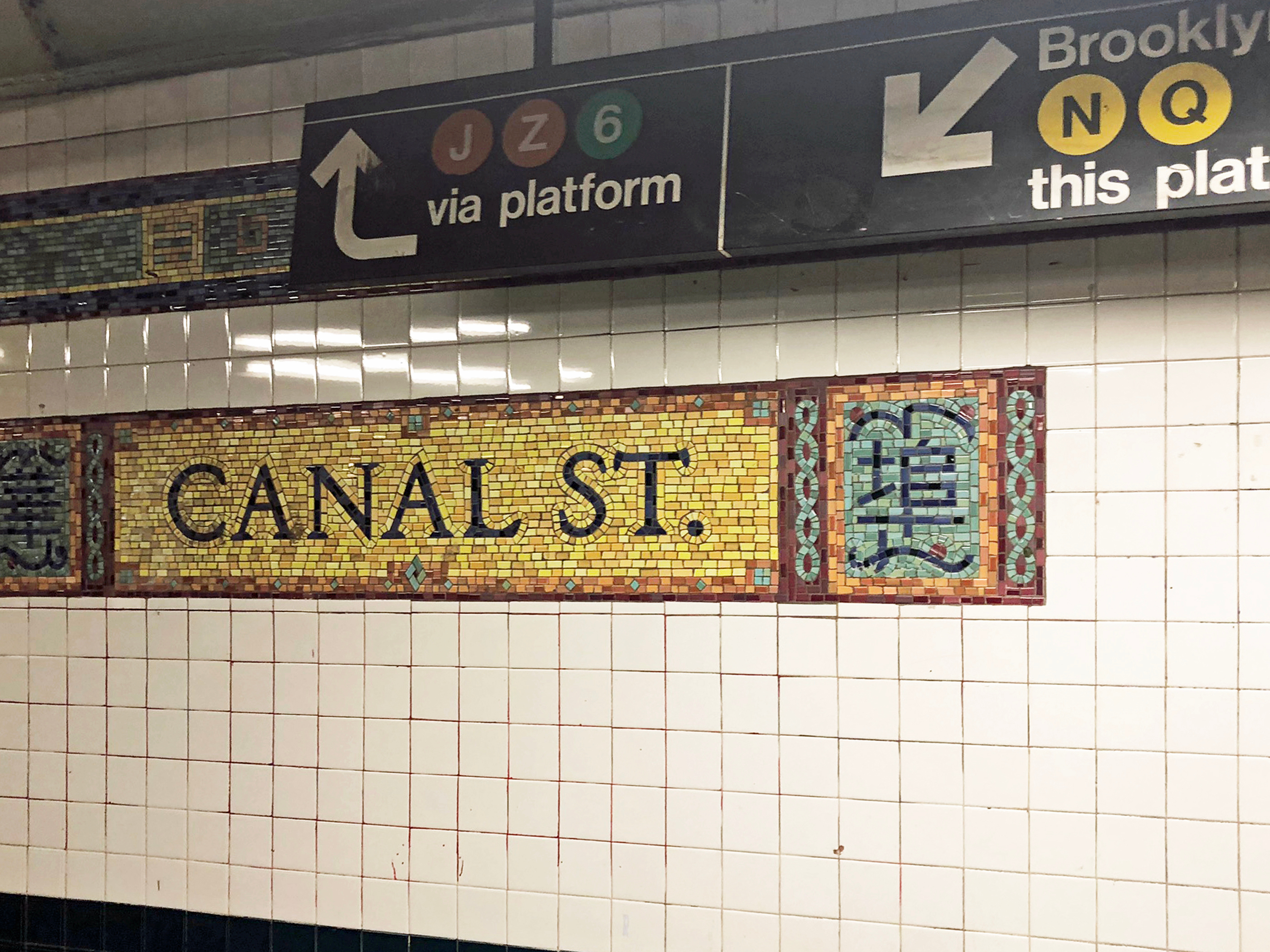 Man fatally shot in chest aboard Q train in Lower Manhattan: NYPD