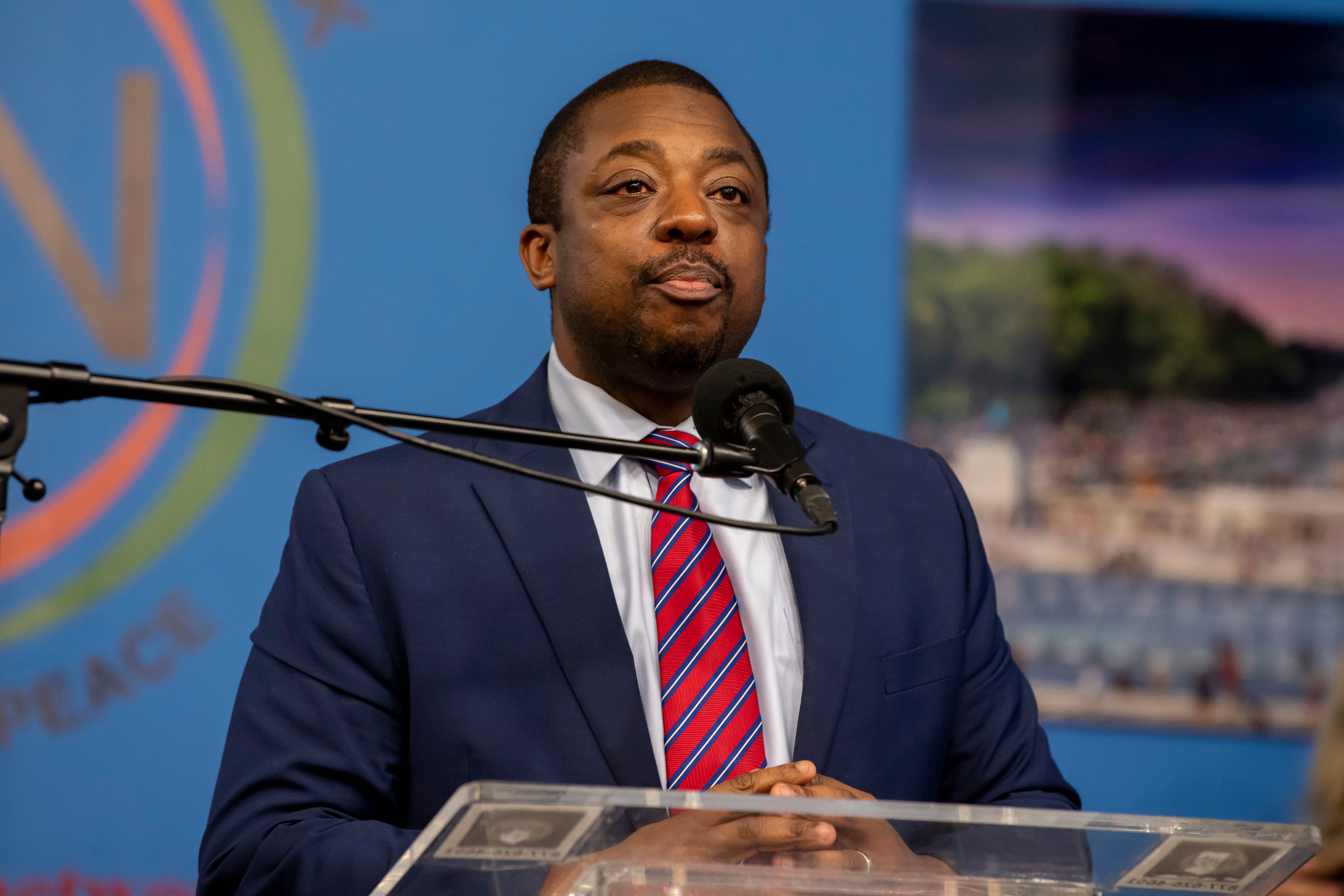 State lawmakers narrowly approve bill to allow indicted Lt. Gov. Benjamin to be removed from ballot State lawmakers narrowly approve bill to allow indicted Lt. Gov. Benjamin to be removed from ballot